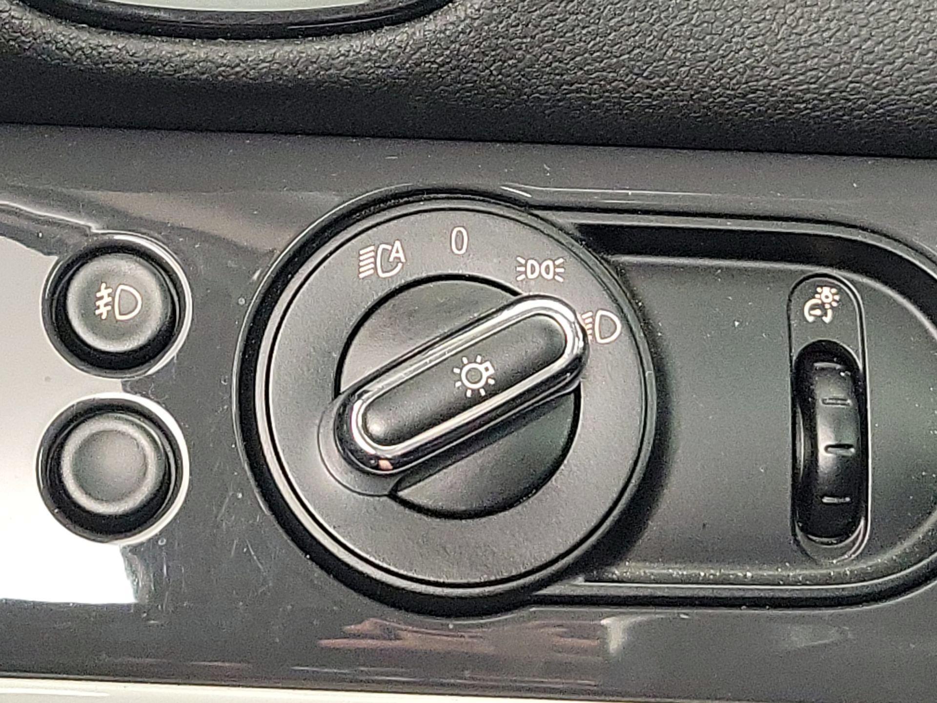 Thumbnail: 2017 MINI Cooper Countryman - 13