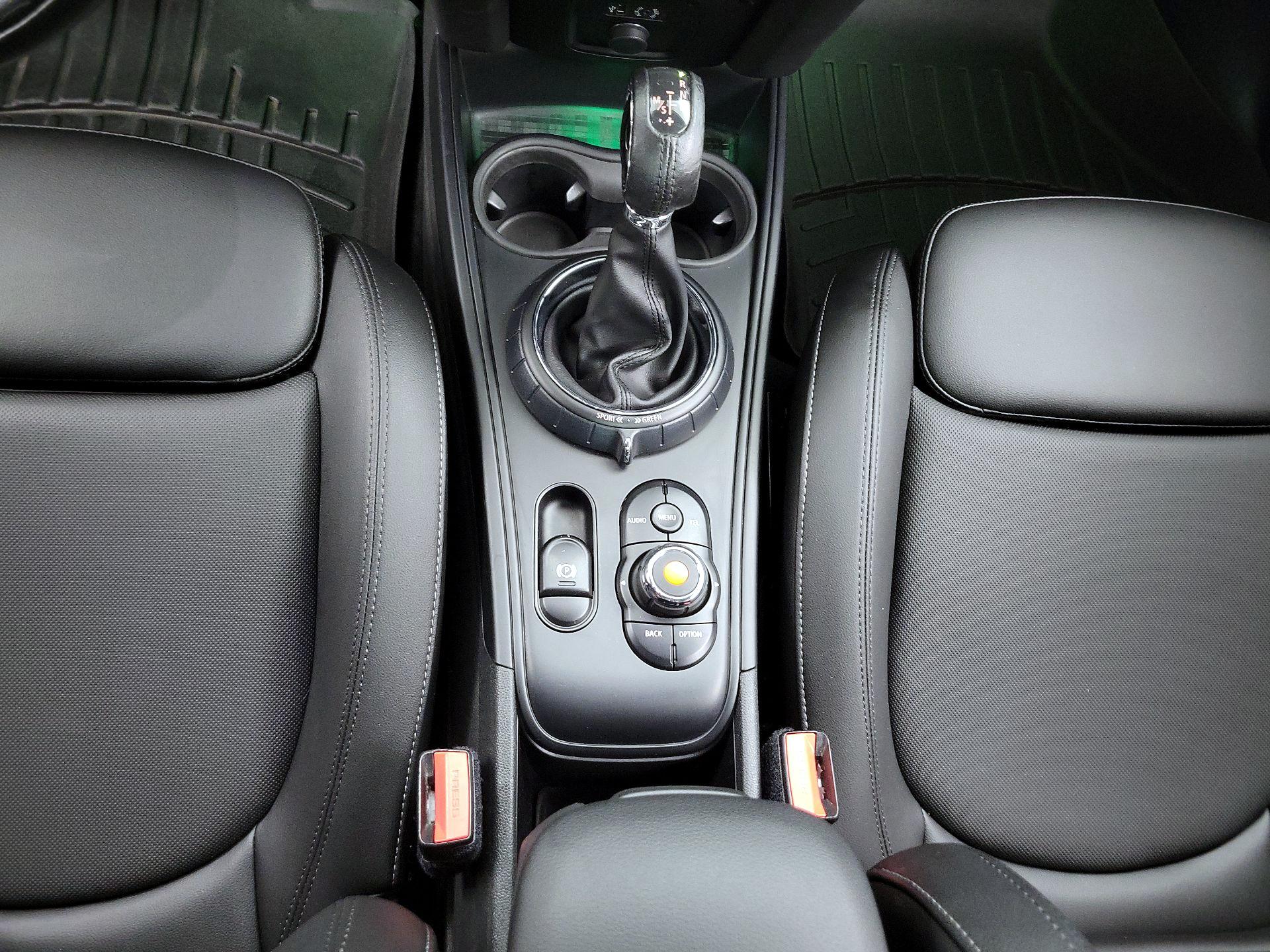 Thumbnail: 2017 MINI Cooper Countryman - 17