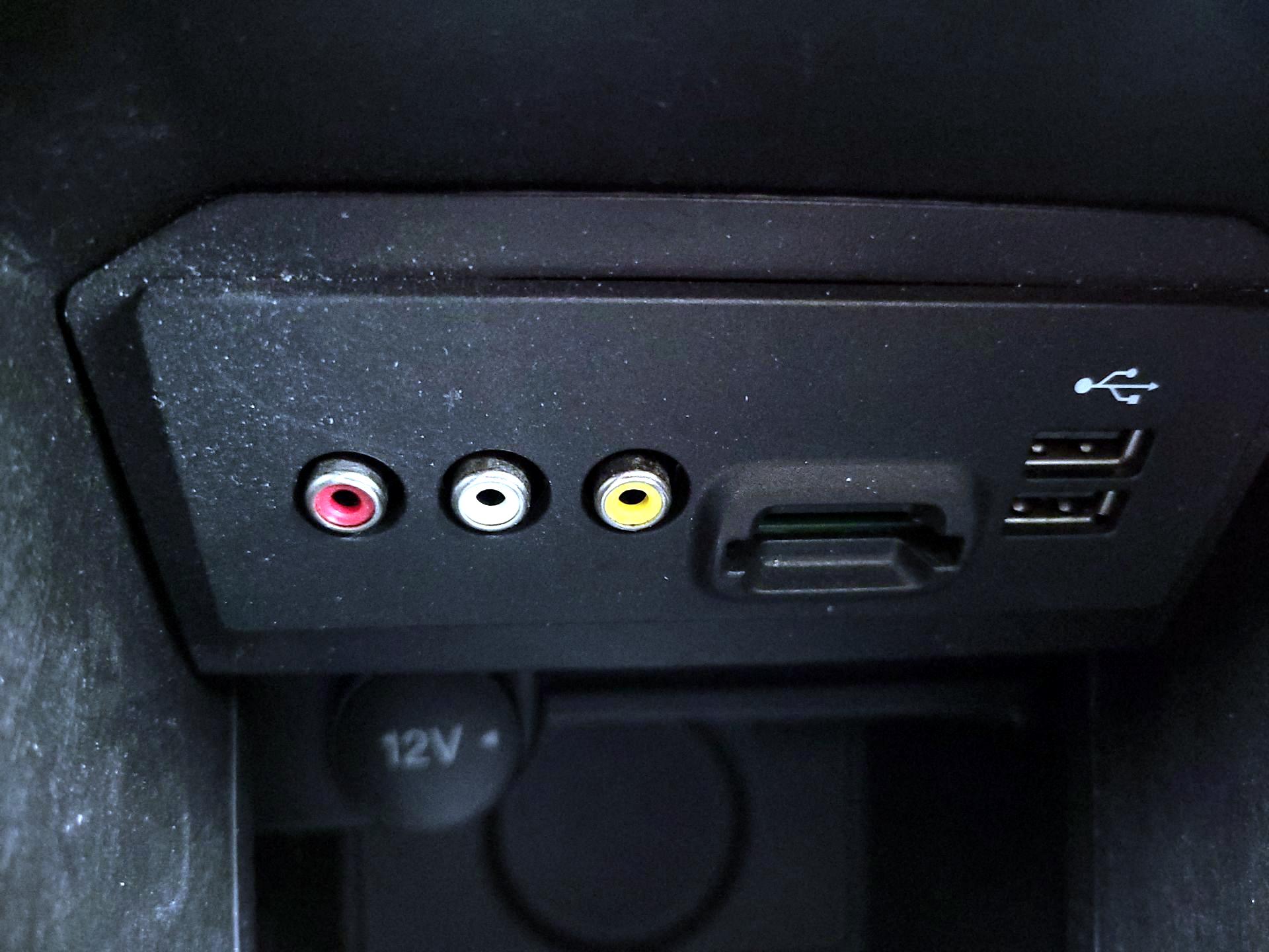 Thumbnail: 2014 Ford Escape - 18