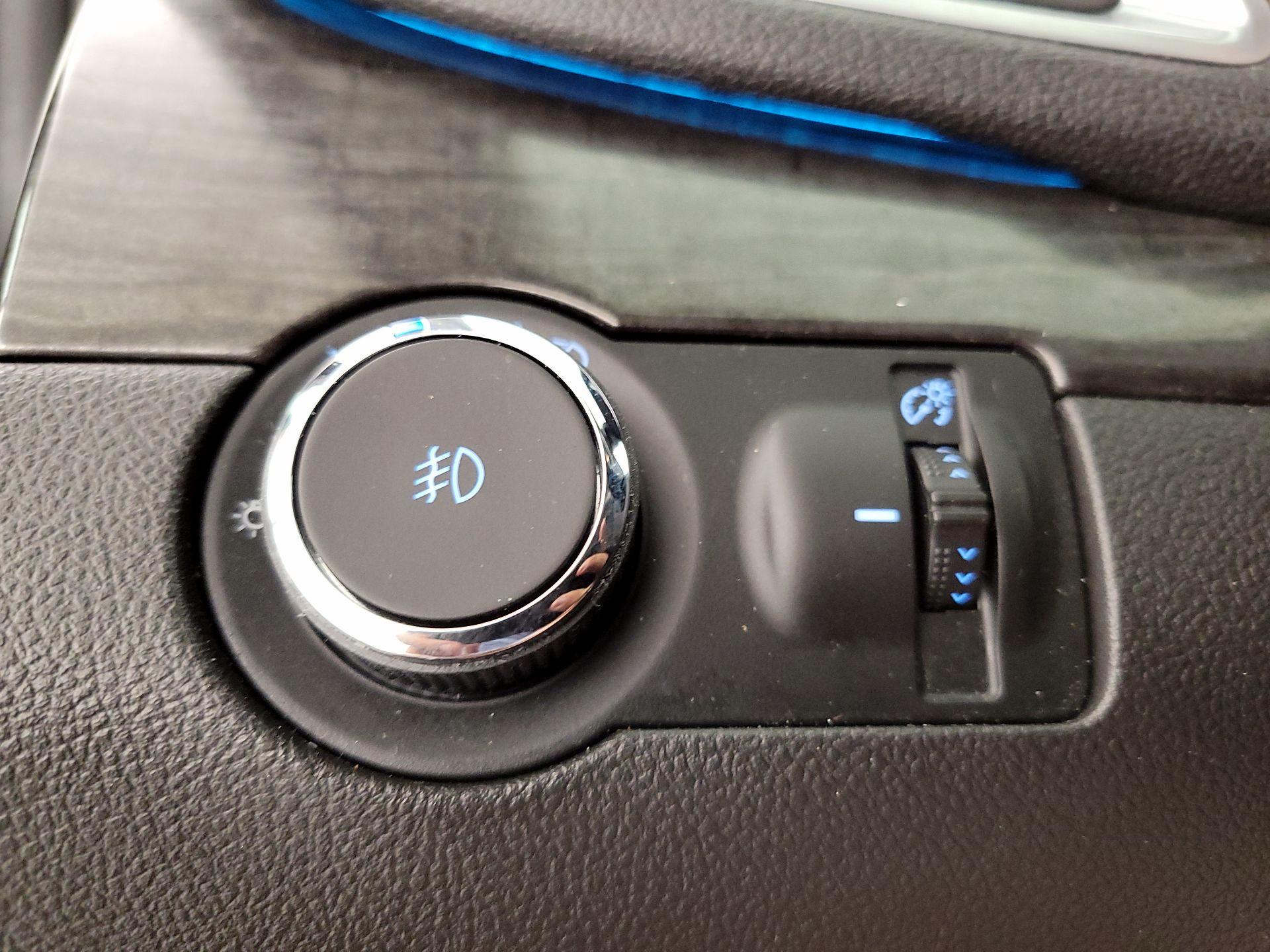 Thumbnail: 2015 Buick Encore - 13