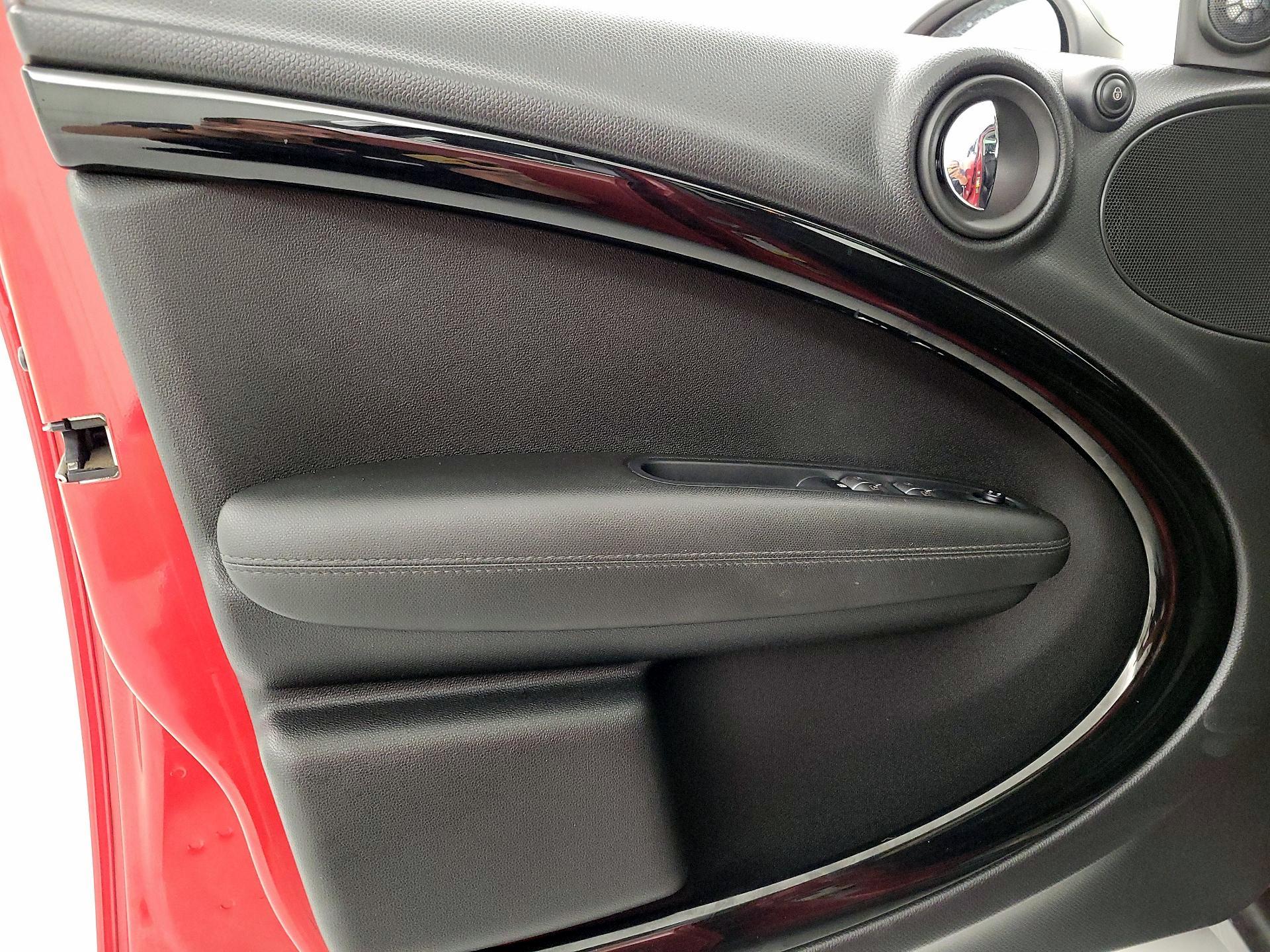 Thumbnail: 2016 MINI Cooper Countryman - 12