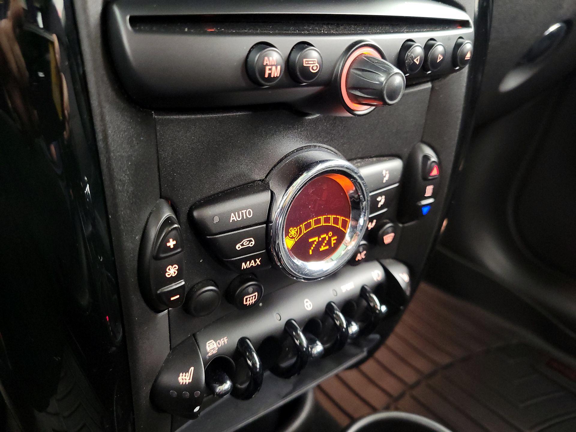 Thumbnail: 2016 MINI Cooper Countryman - 14