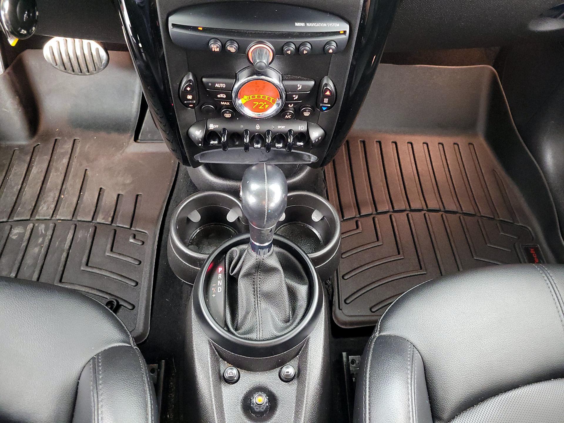 Thumbnail: 2016 MINI Cooper Countryman - 15