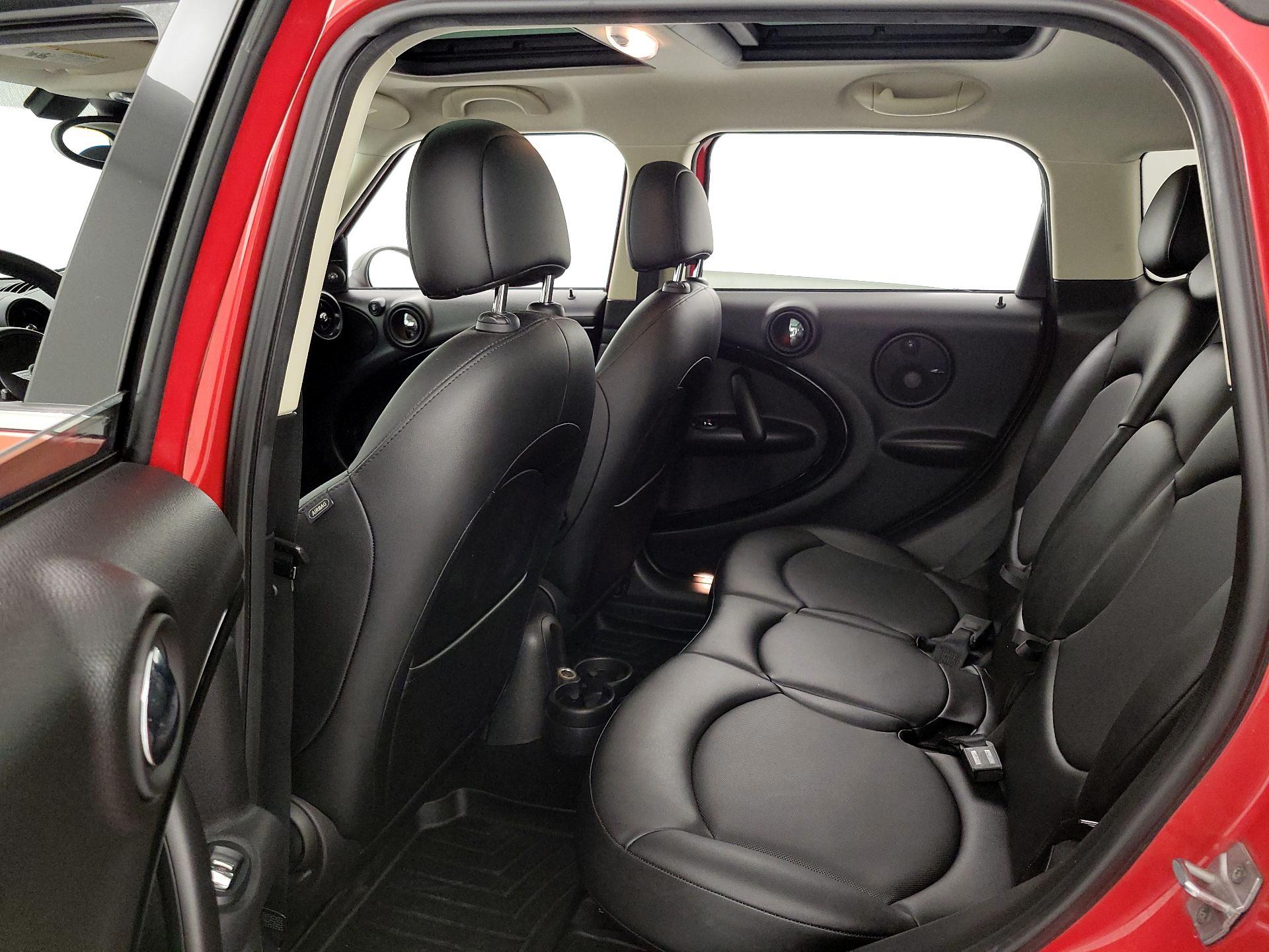 Thumbnail: 2016 MINI Cooper Countryman - 17