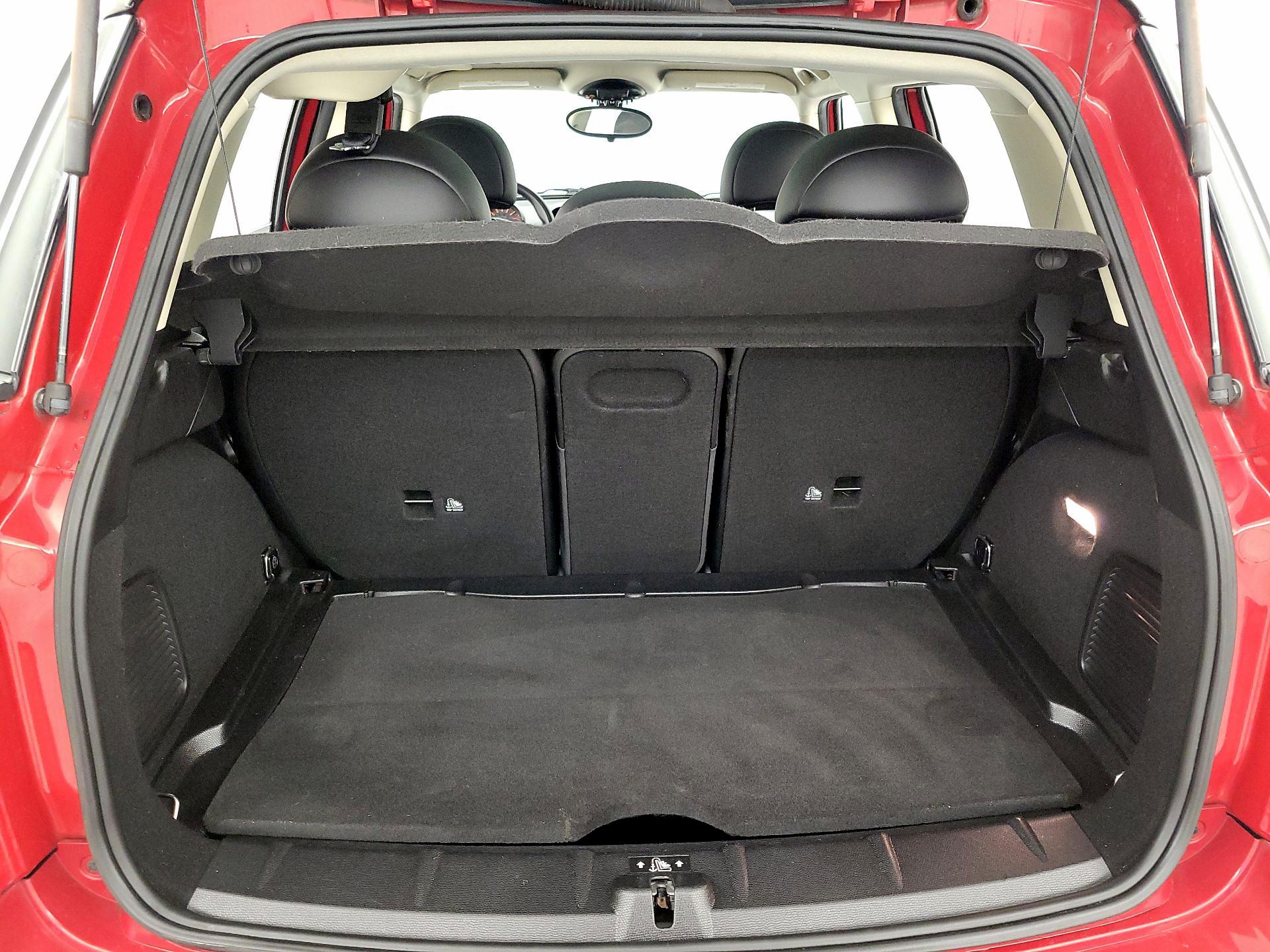 Thumbnail: 2016 MINI Cooper Countryman - 18