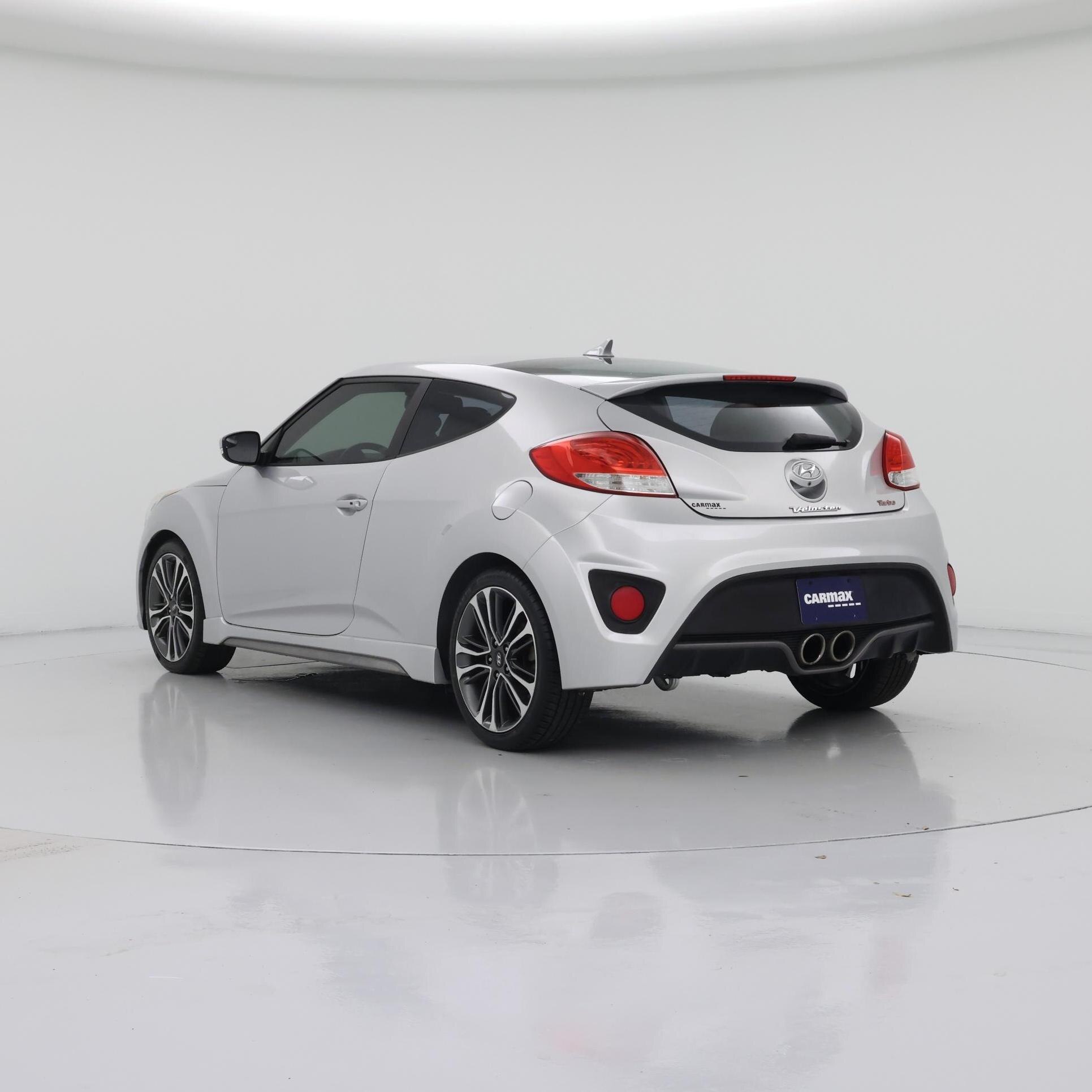 Thumbnail: 2016 Hyundai Veloster - 2
