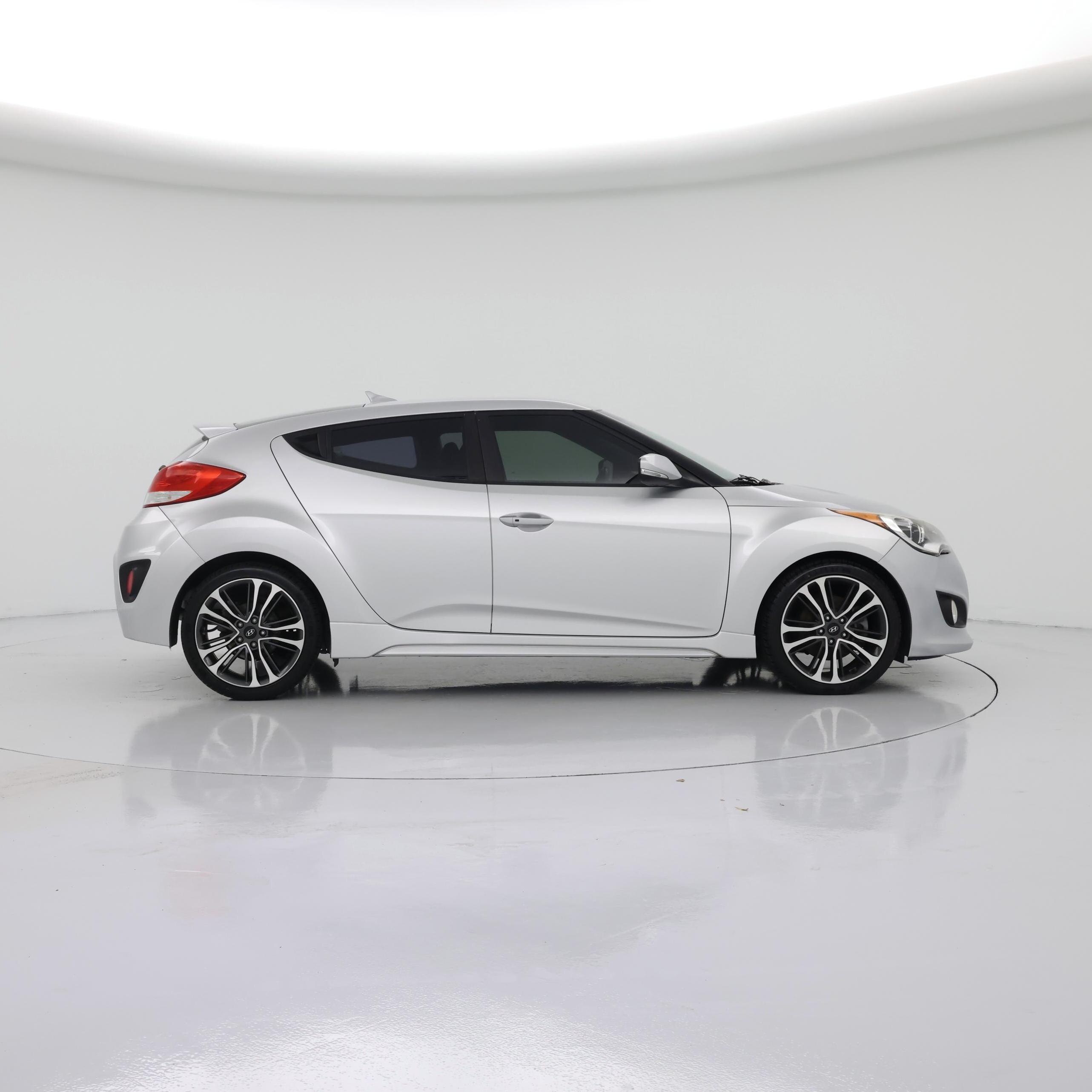 Thumbnail: 2016 Hyundai Veloster - 7