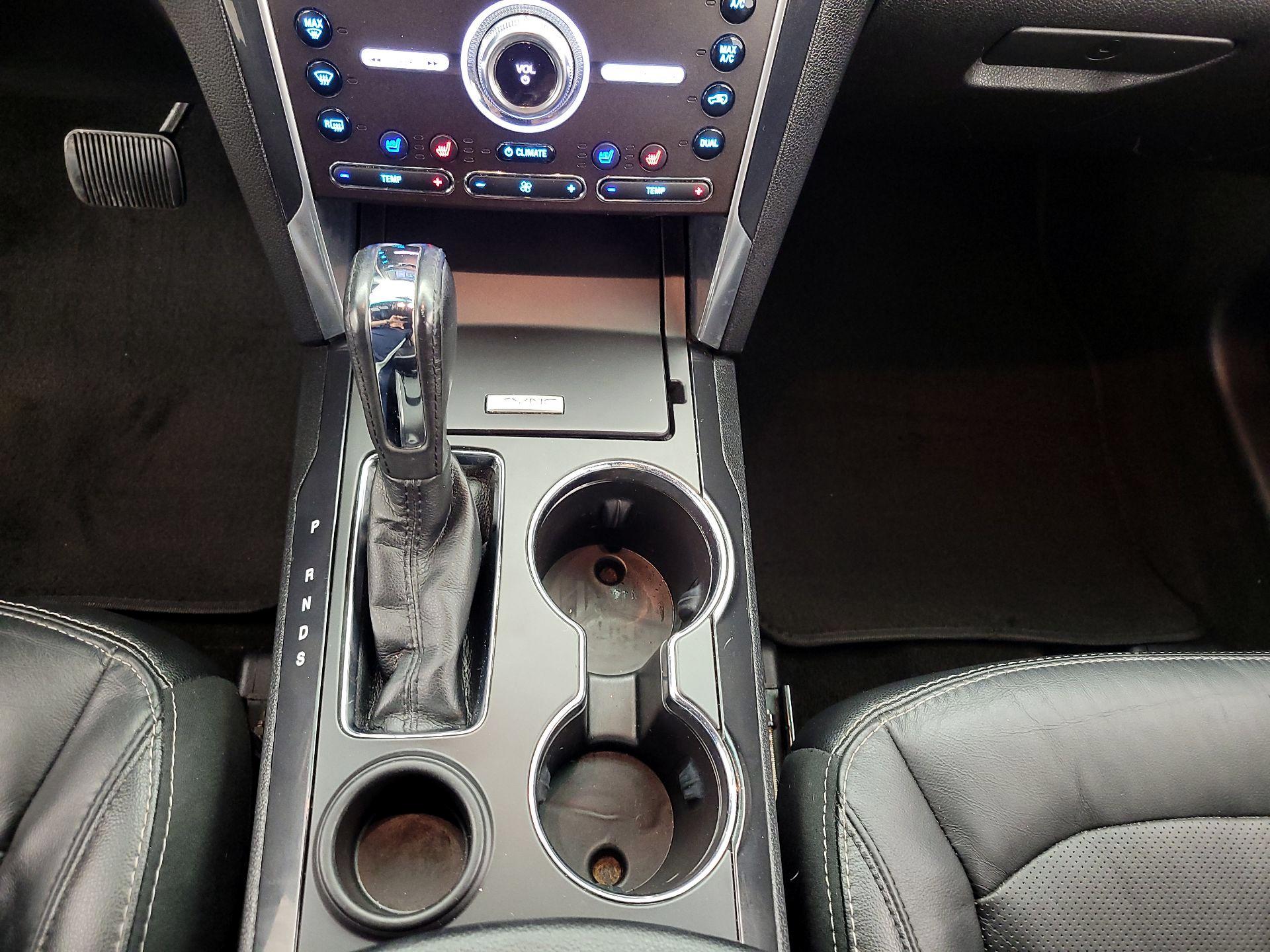 Thumbnail: 2016 Ford Explorer - 18