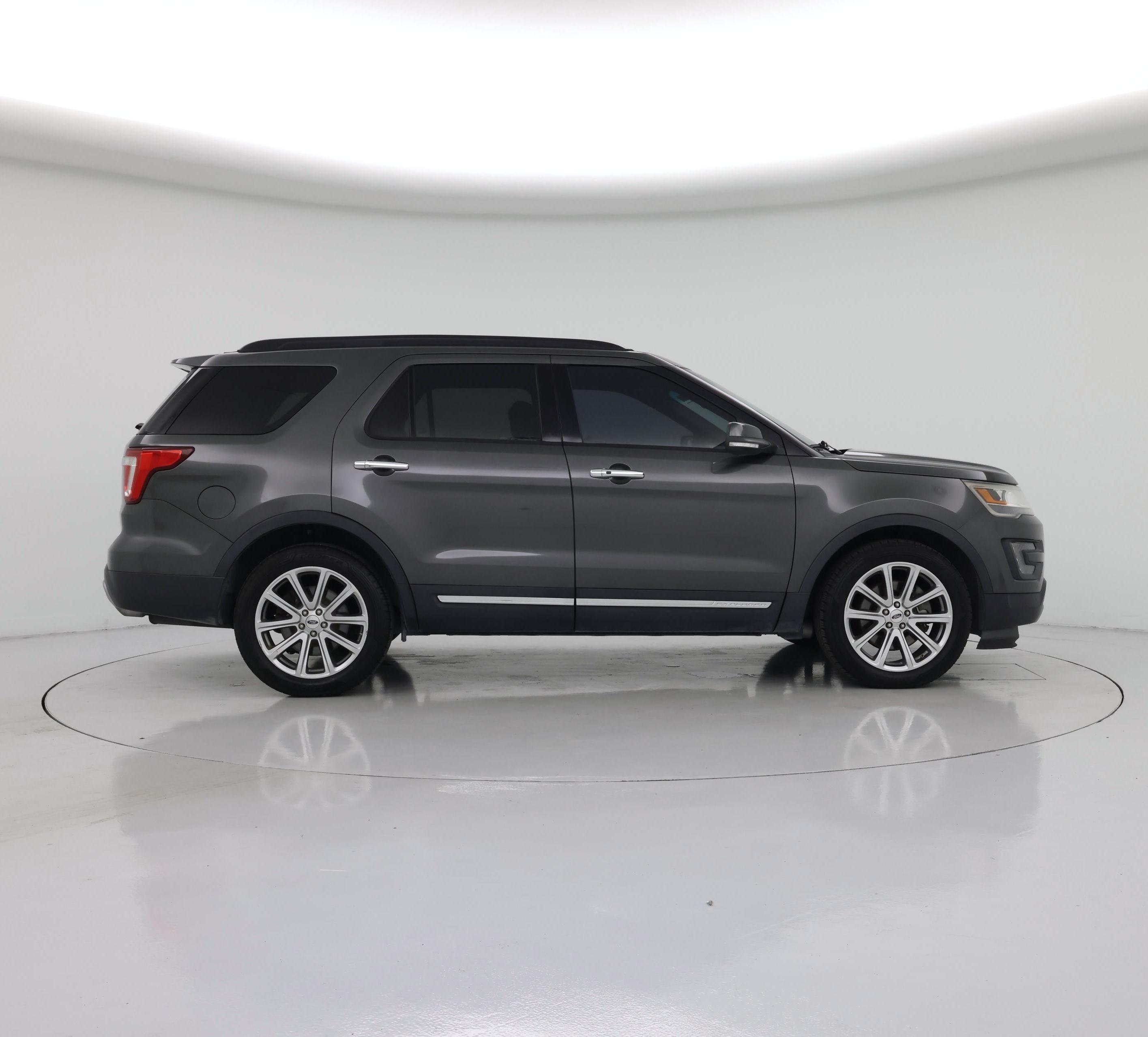 Thumbnail: 2016 Ford Explorer - 7