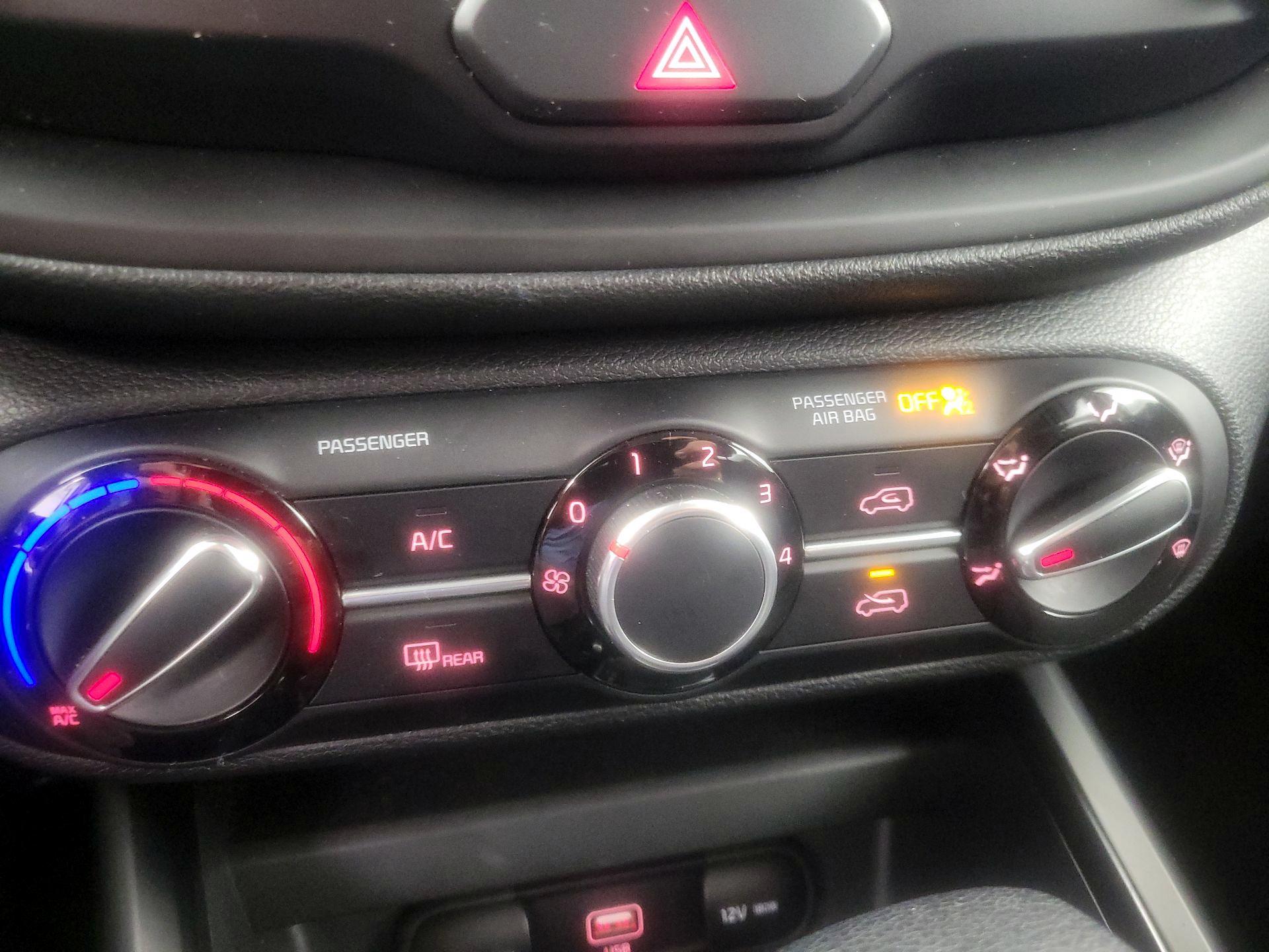 Thumbnail: 2020 Kia Soul - 16