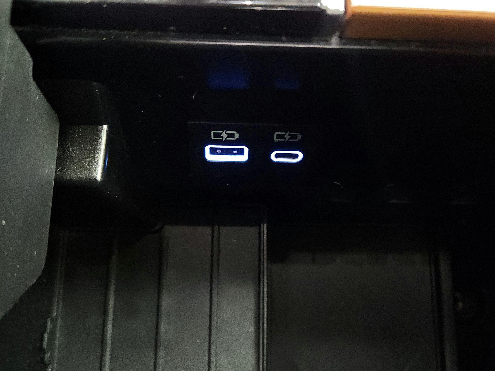 Thumbnail: 2023 Toyota Tundra - 19