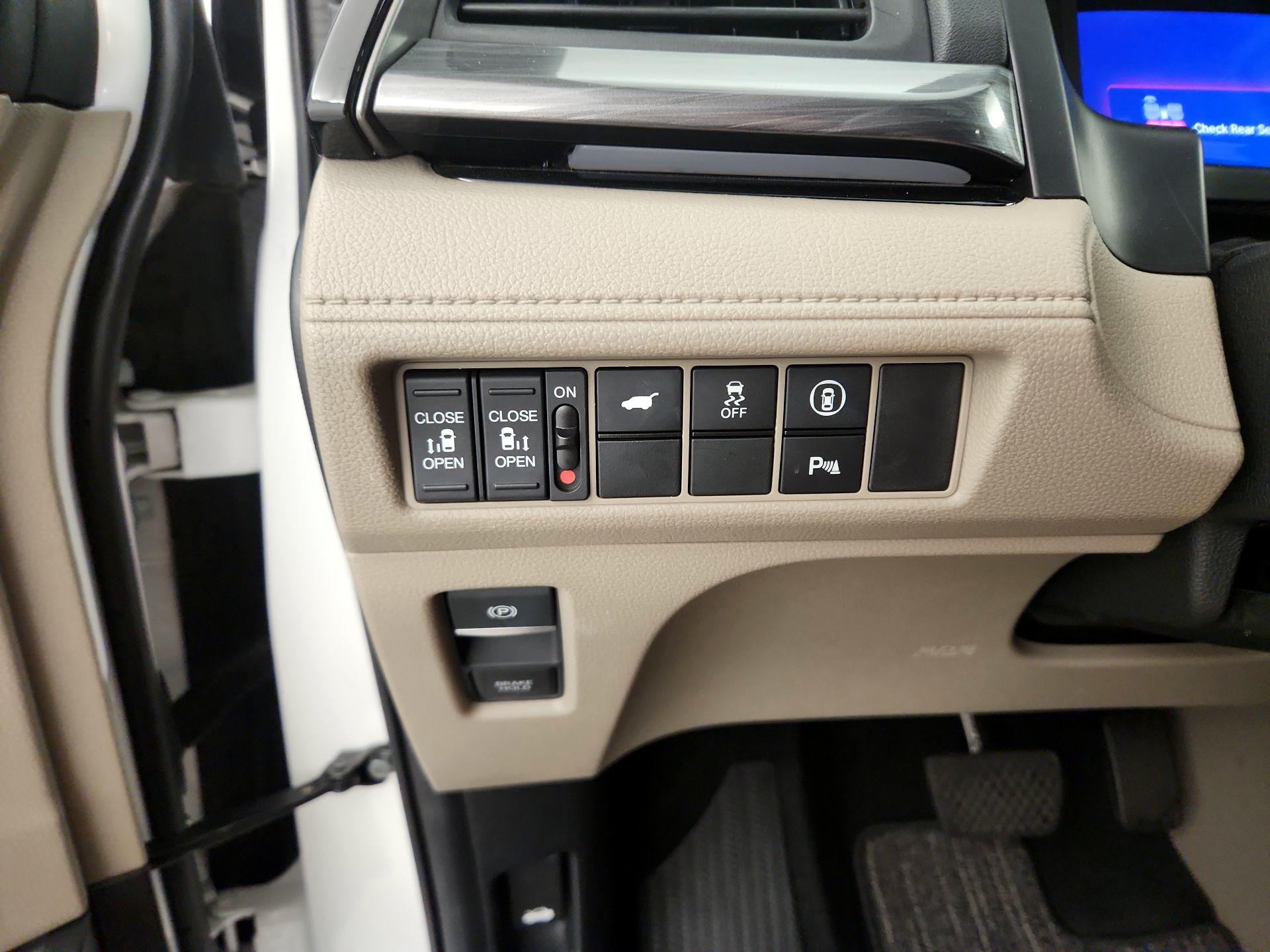 Thumbnail: 2024 Honda Odyssey - 13