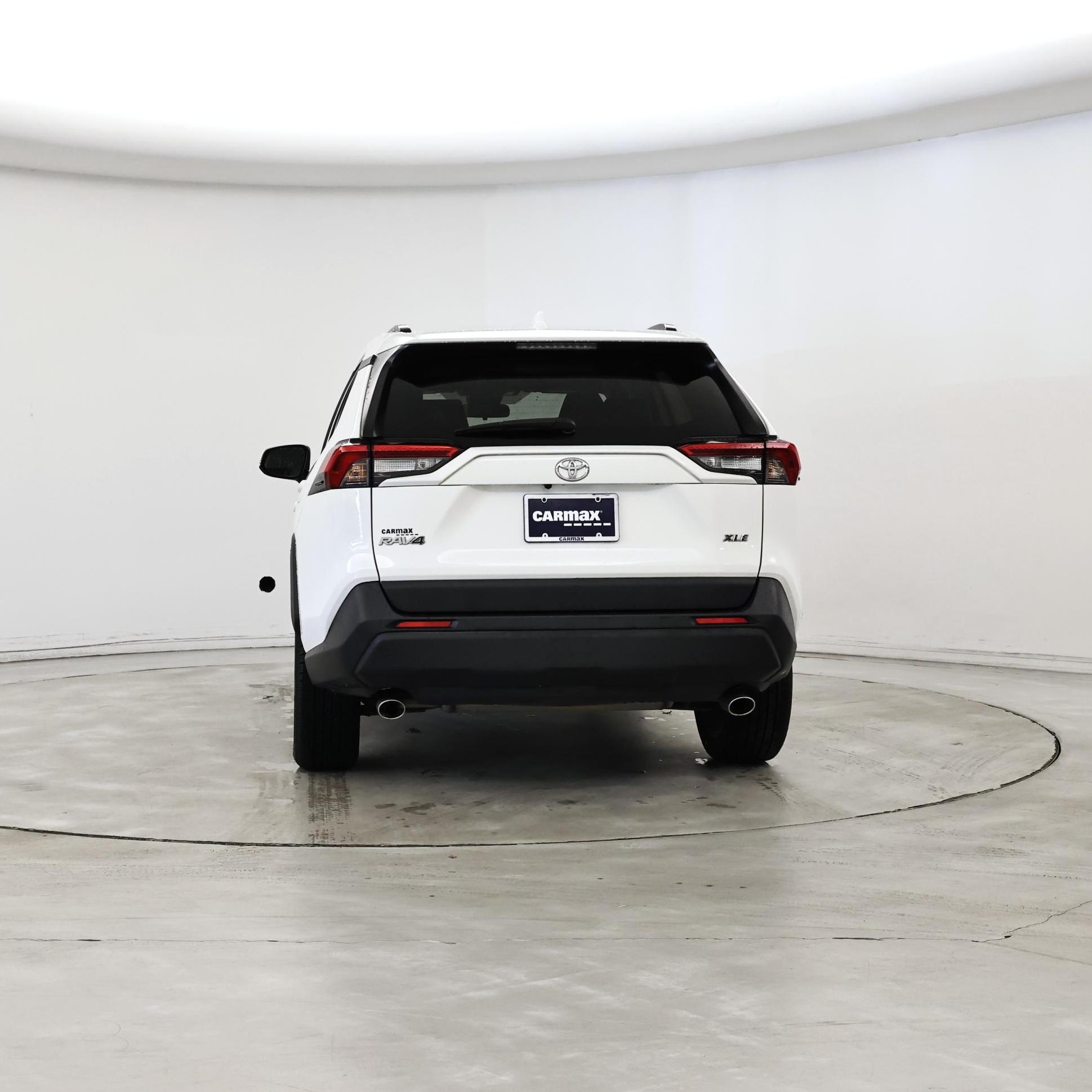 Thumbnail: 2019 Toyota RAV4 - 6