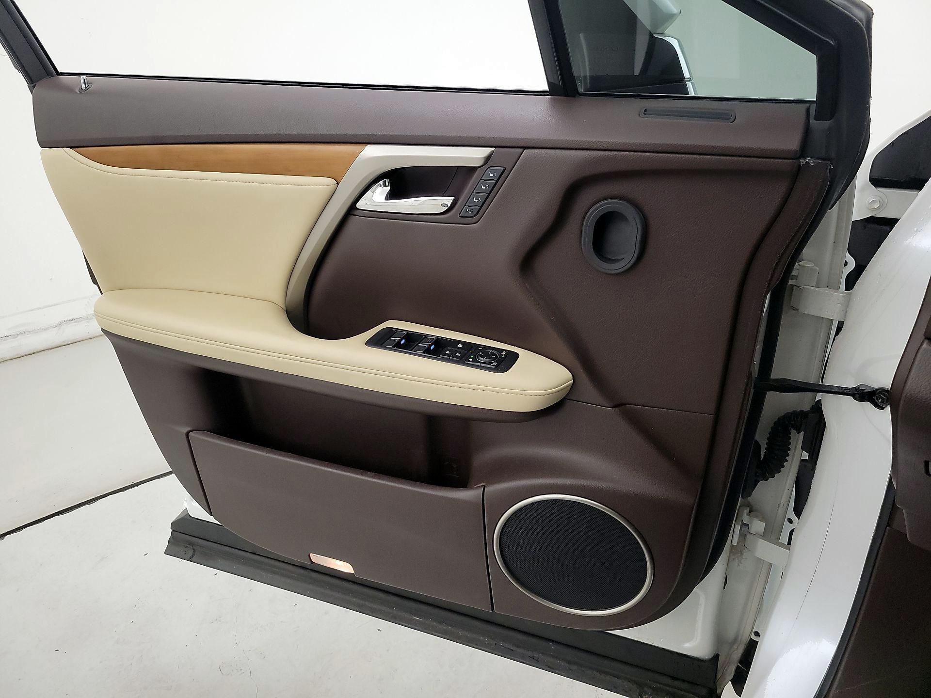 Thumbnail: 2020 Lexus RX - 12