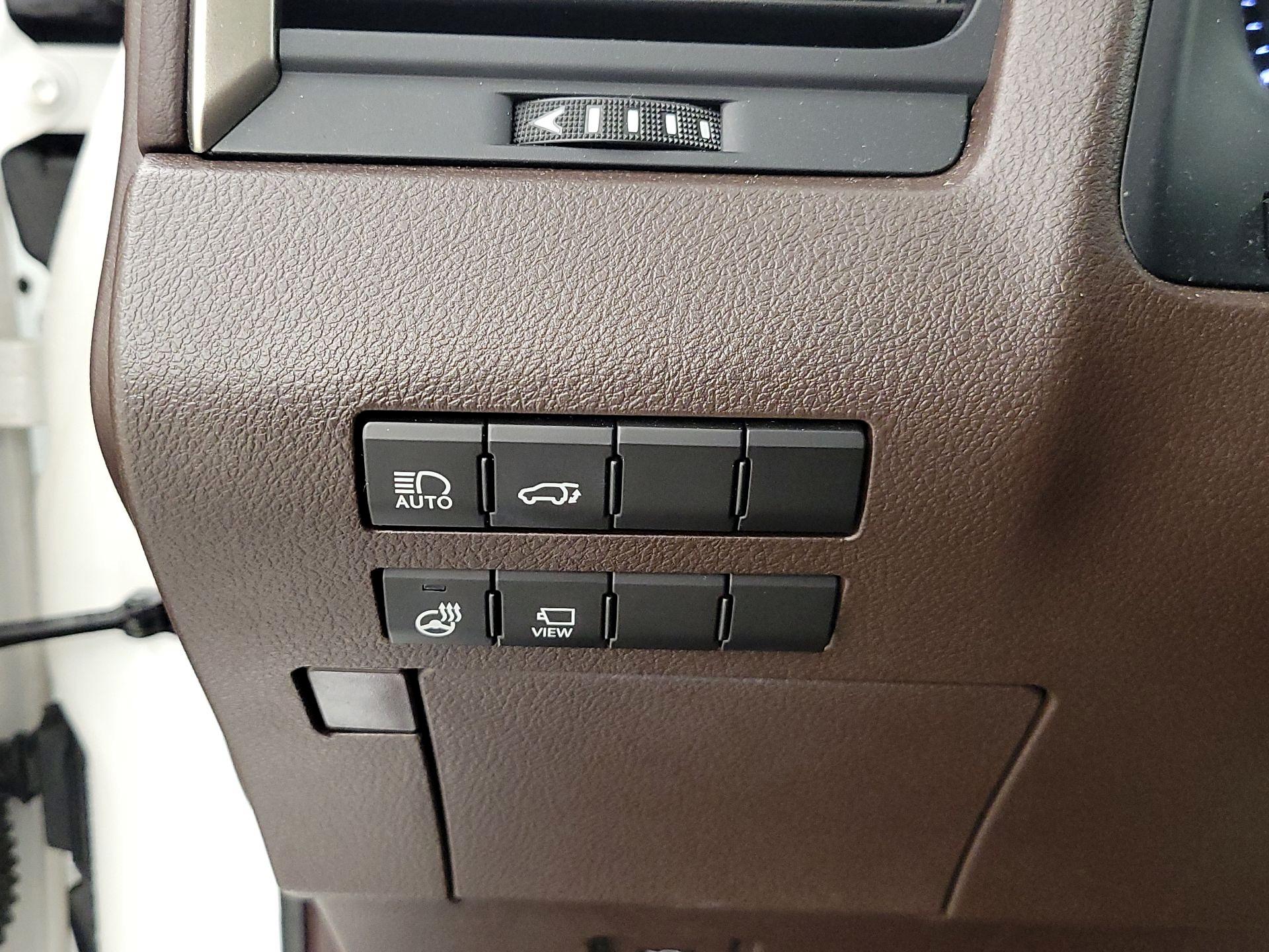 Thumbnail: 2020 Lexus RX - 13