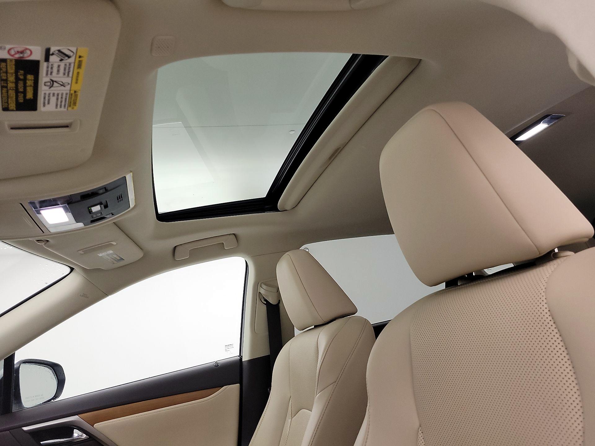 Thumbnail: 2020 Lexus RX - 20