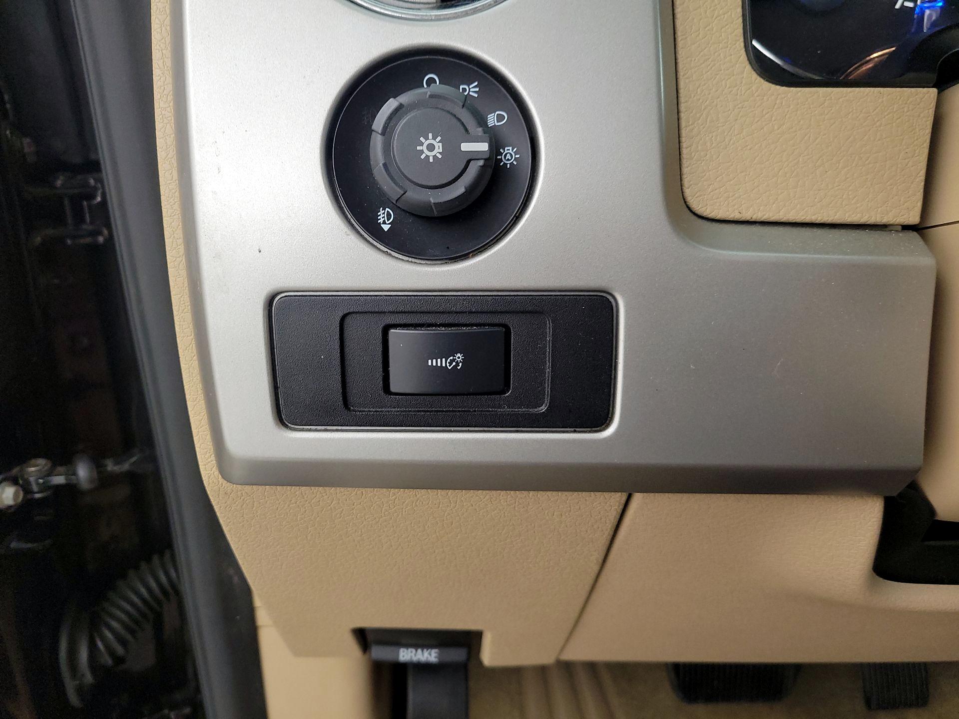 Thumbnail: 2014 Ford F-150 - 13