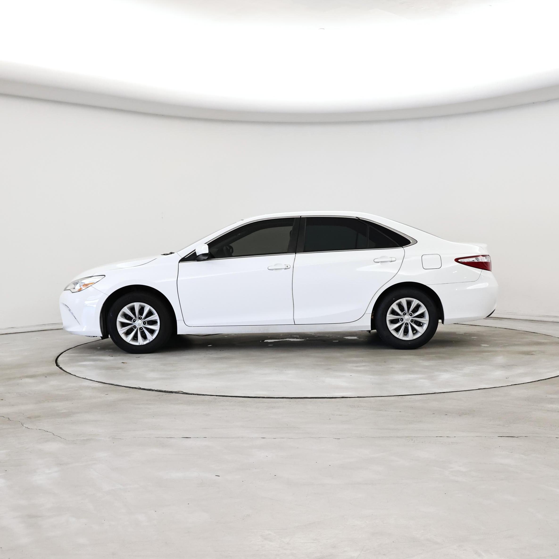 Thumbnail: 2017 Toyota Camry - 3