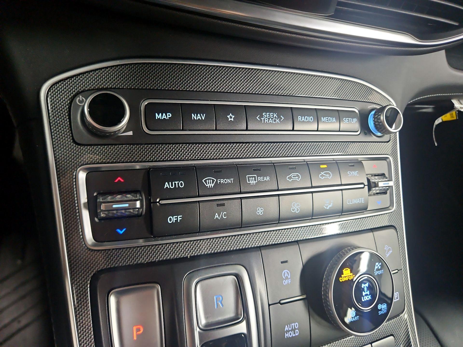 Thumbnail: 2023 Hyundai Santa Fe - 17