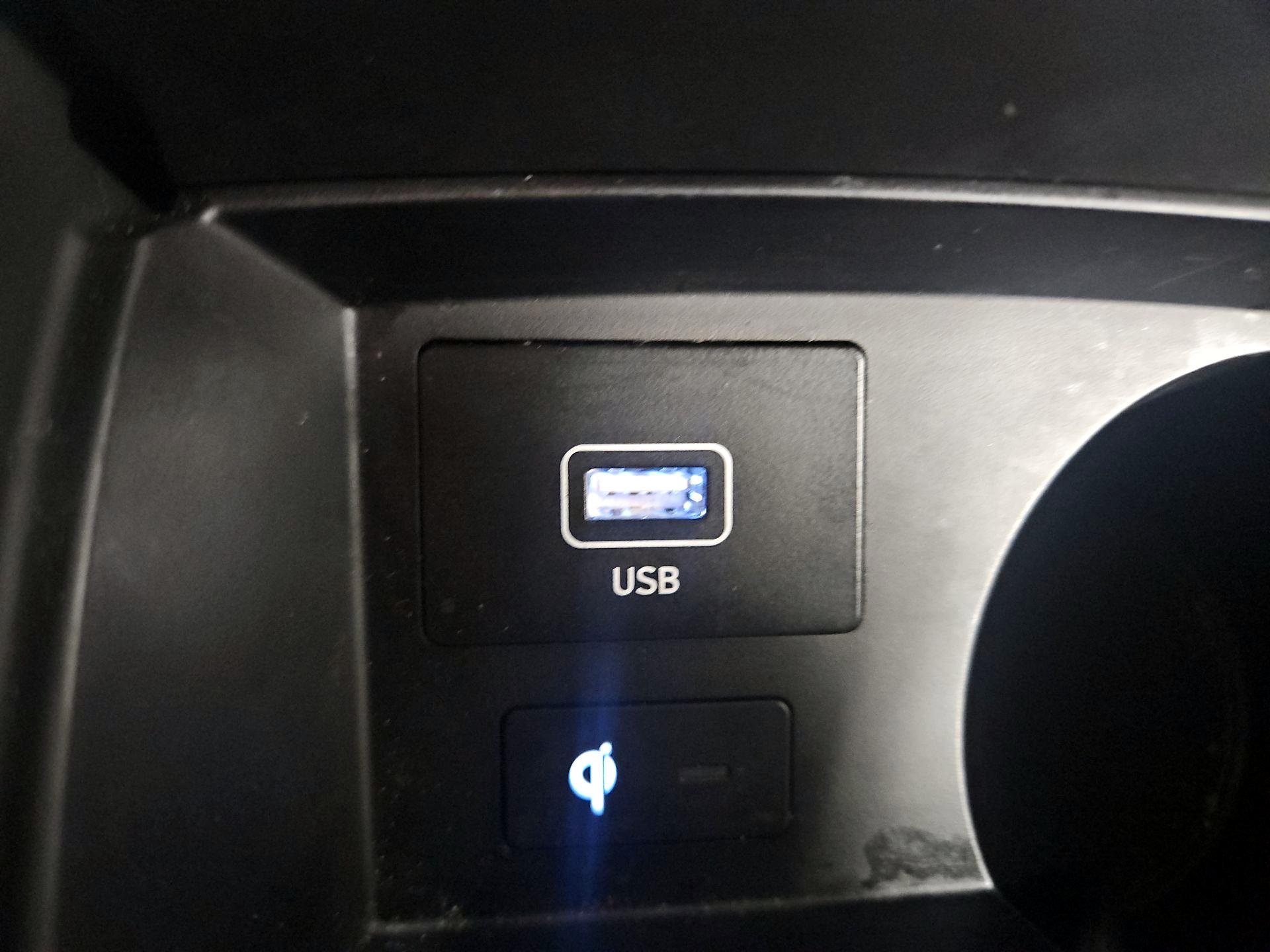 Thumbnail: 2023 Hyundai Santa Fe - 19