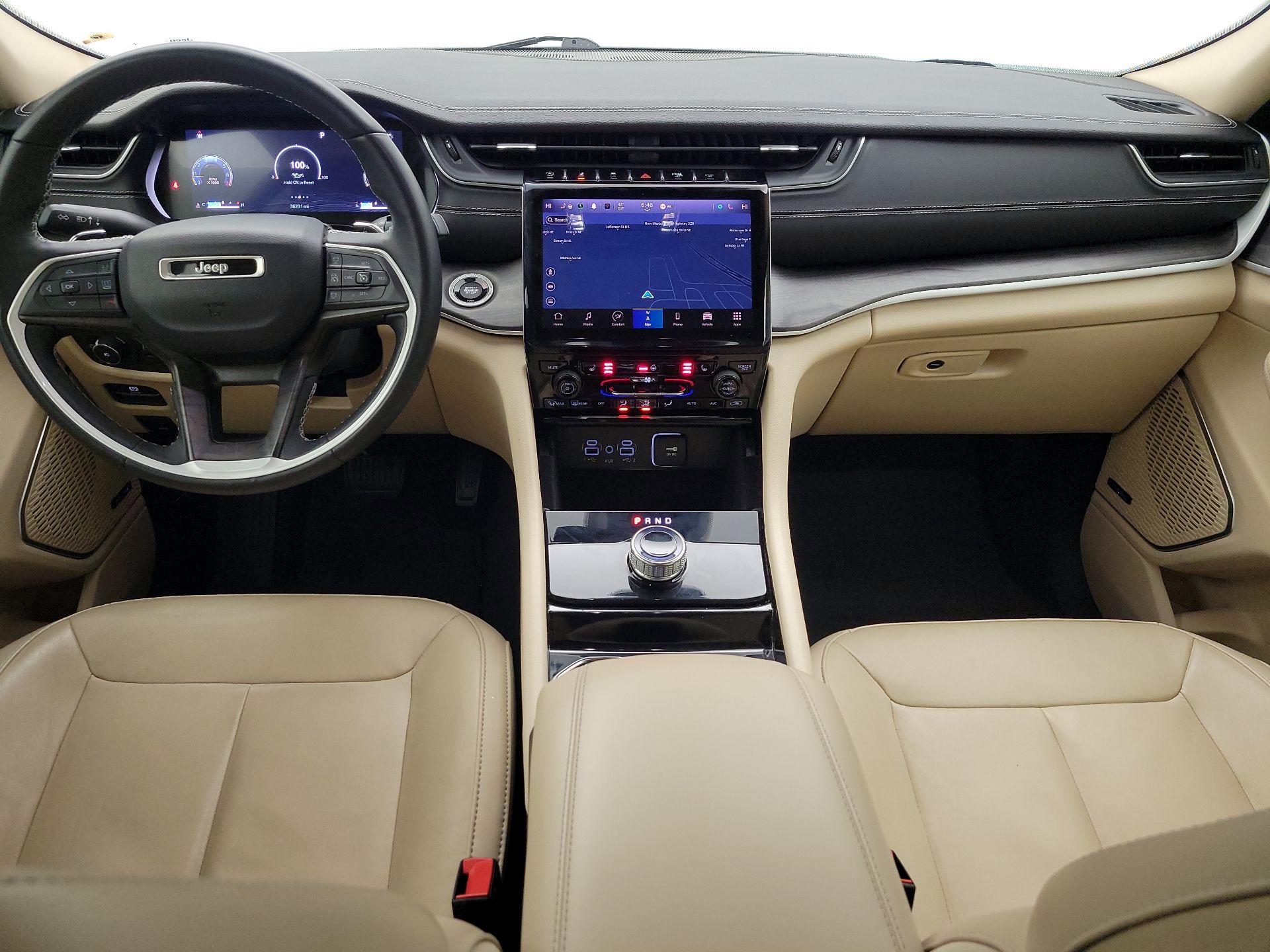 Thumbnail: 2022 Jeep Grand Cherokee - 9