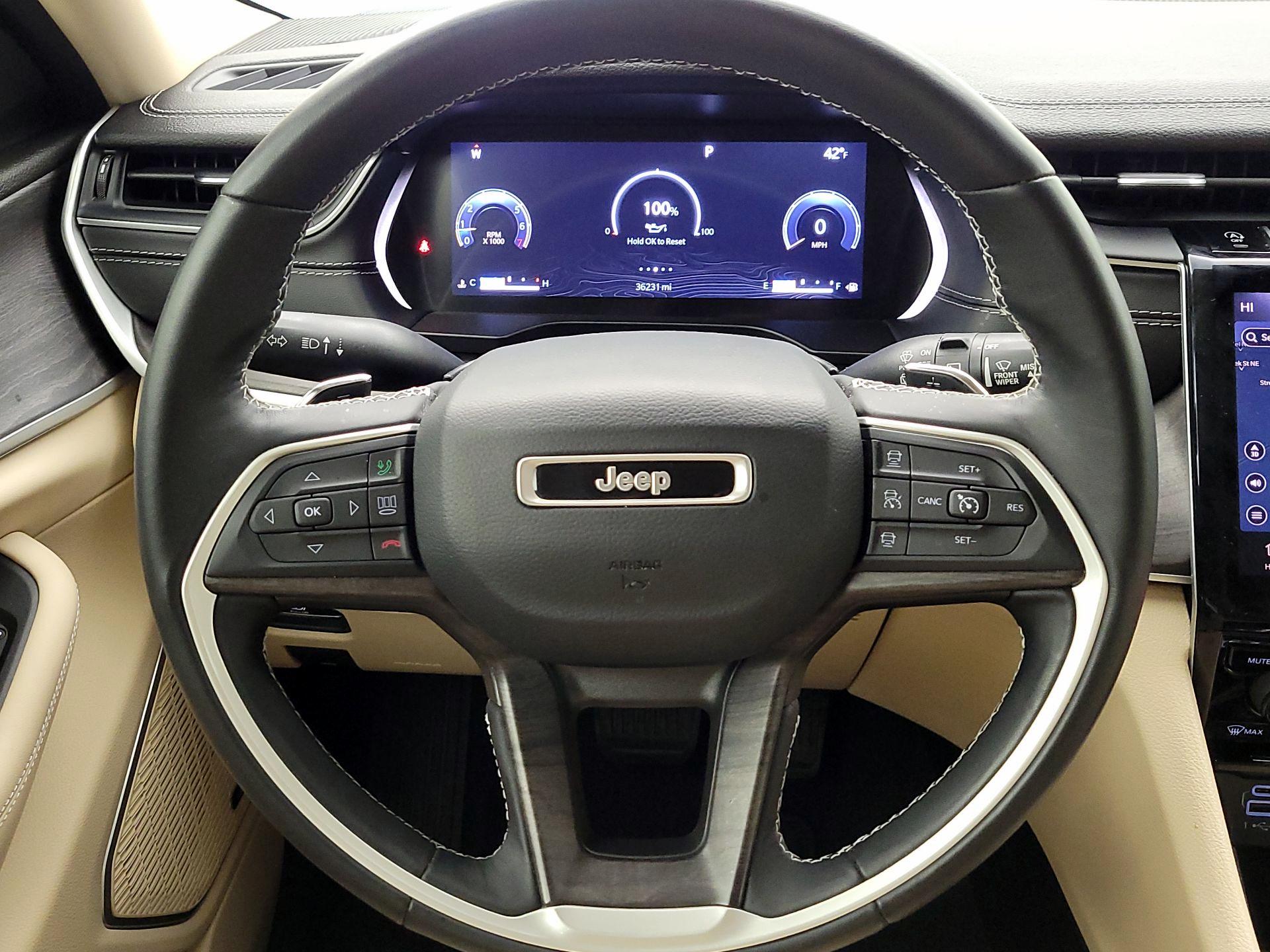 Thumbnail: 2022 Jeep Grand Cherokee - 10