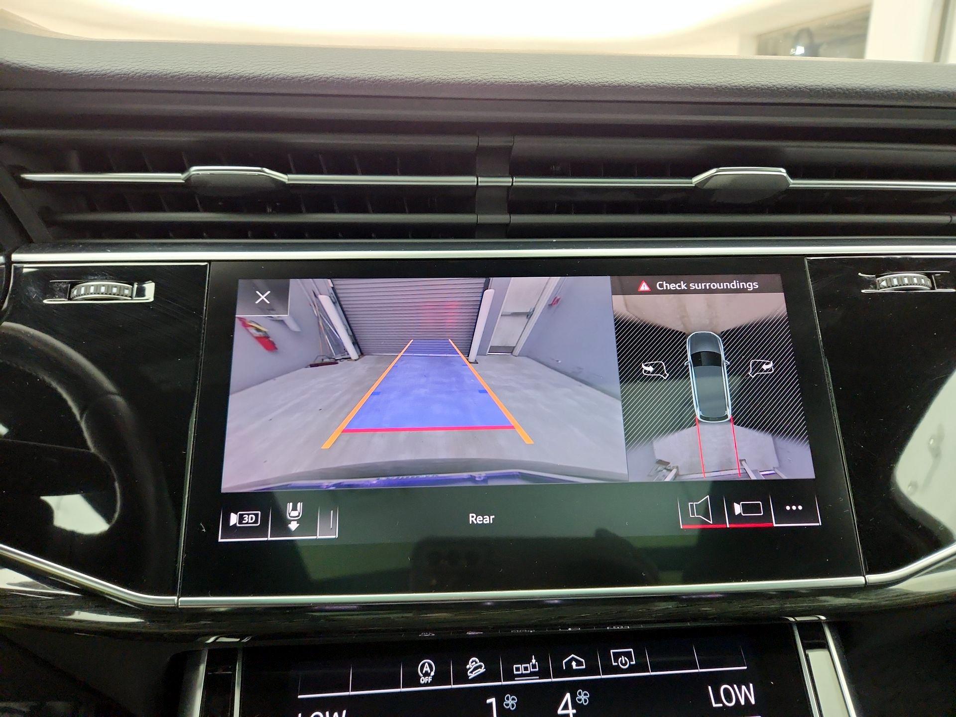 Thumbnail: 2020 Audi Q7 - 15