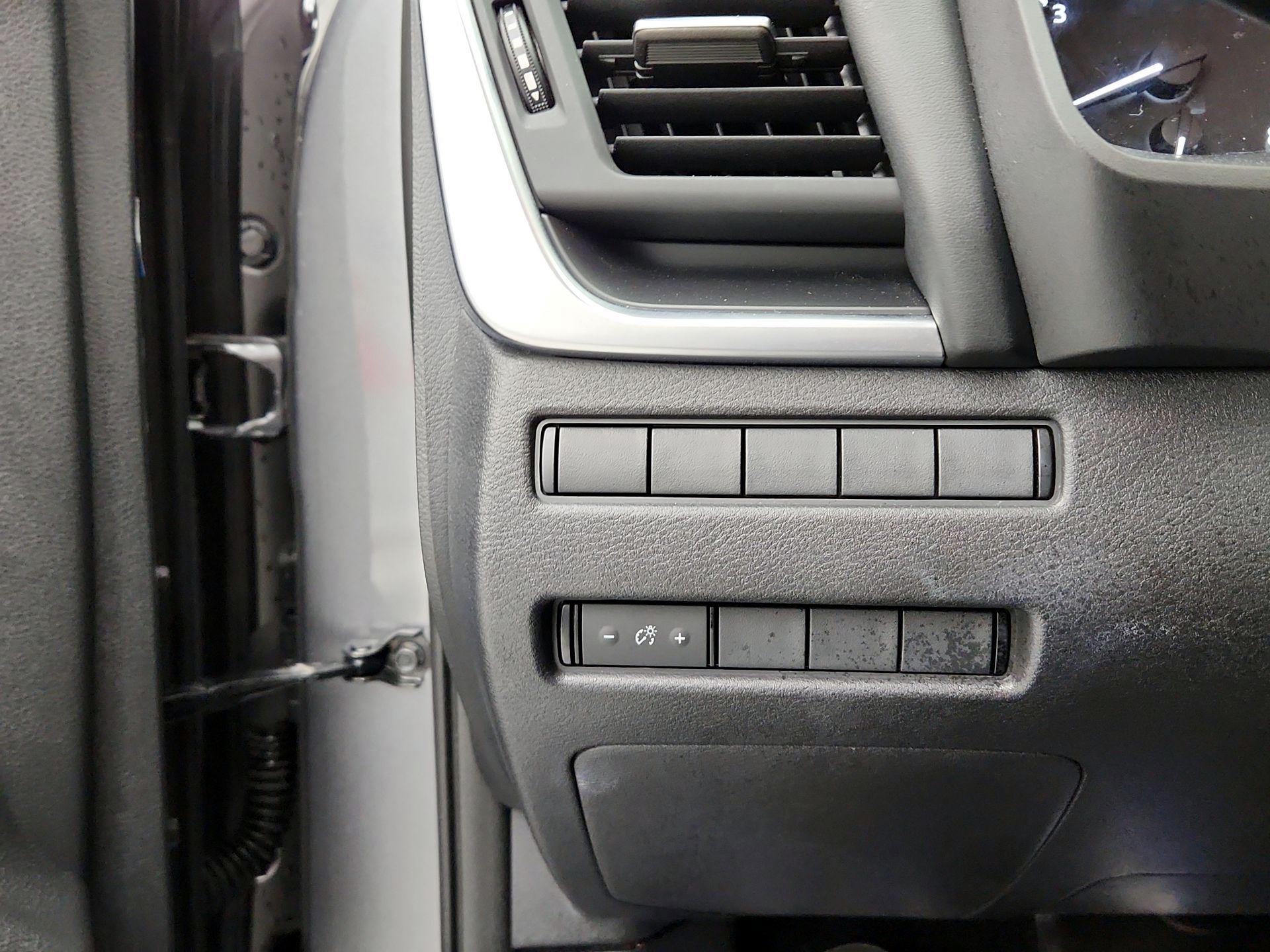 Thumbnail: 2021 Nissan Rogue - 13