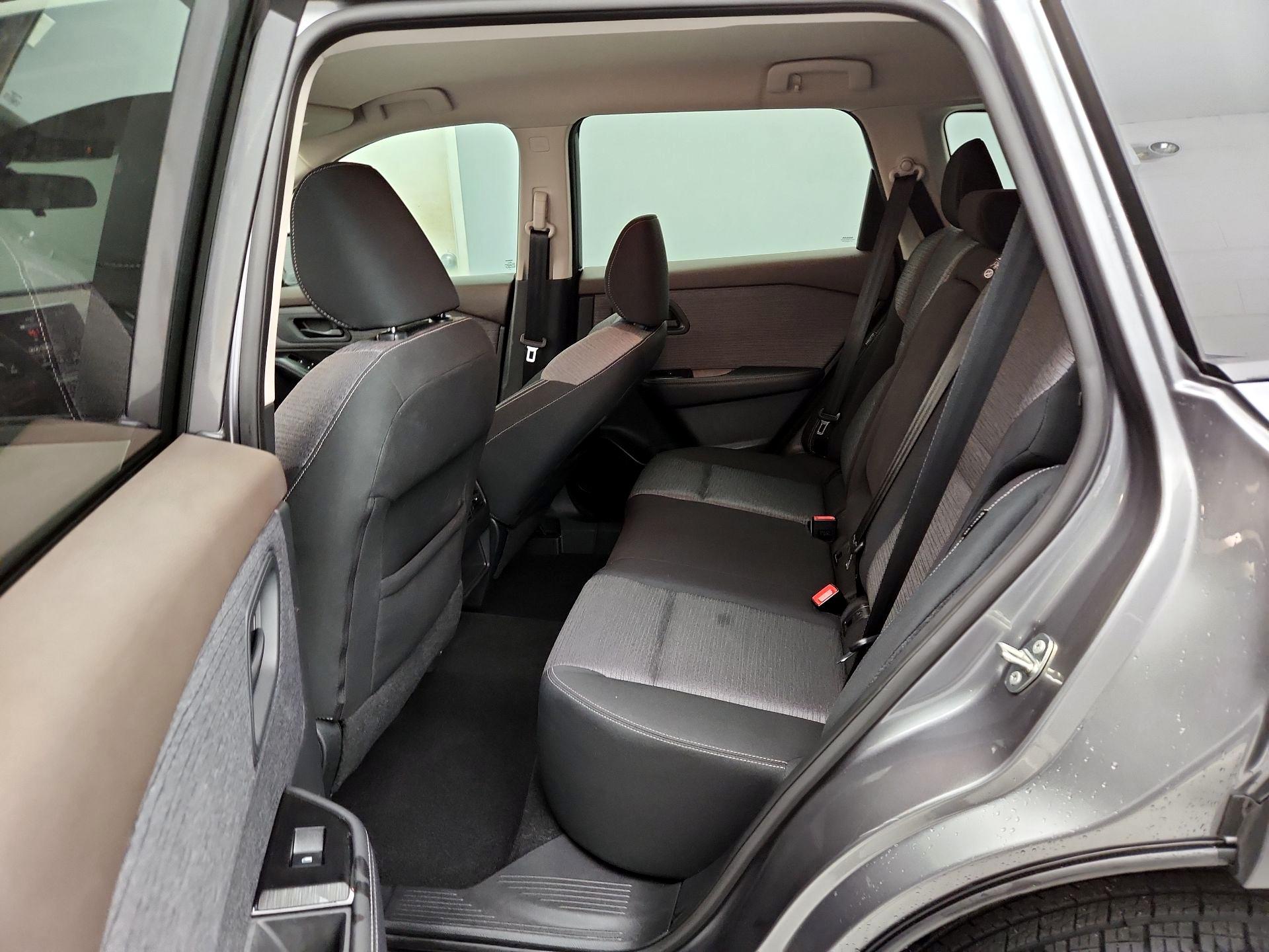 Thumbnail: 2021 Nissan Rogue - 19