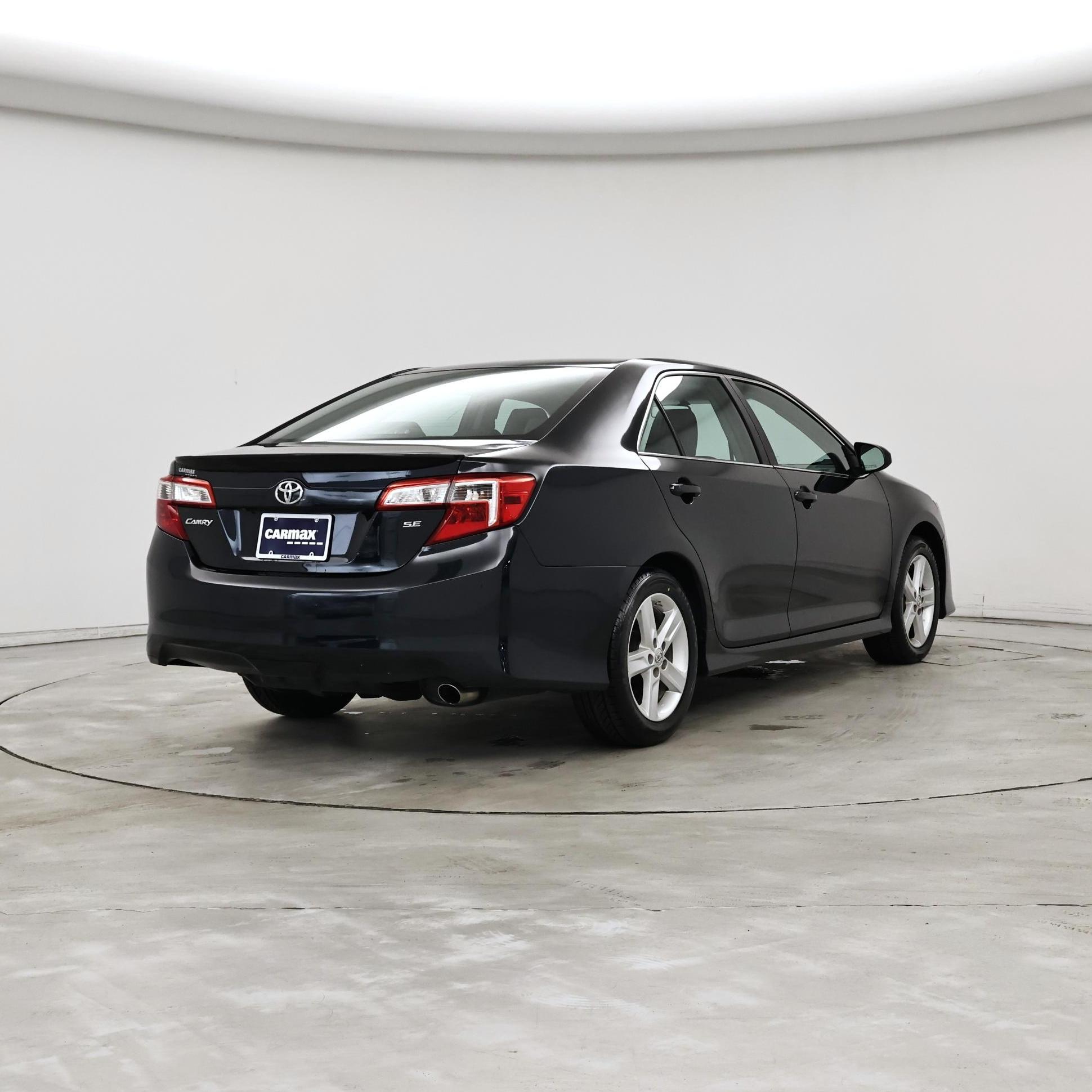 Thumbnail: 2014 Toyota Camry - 8