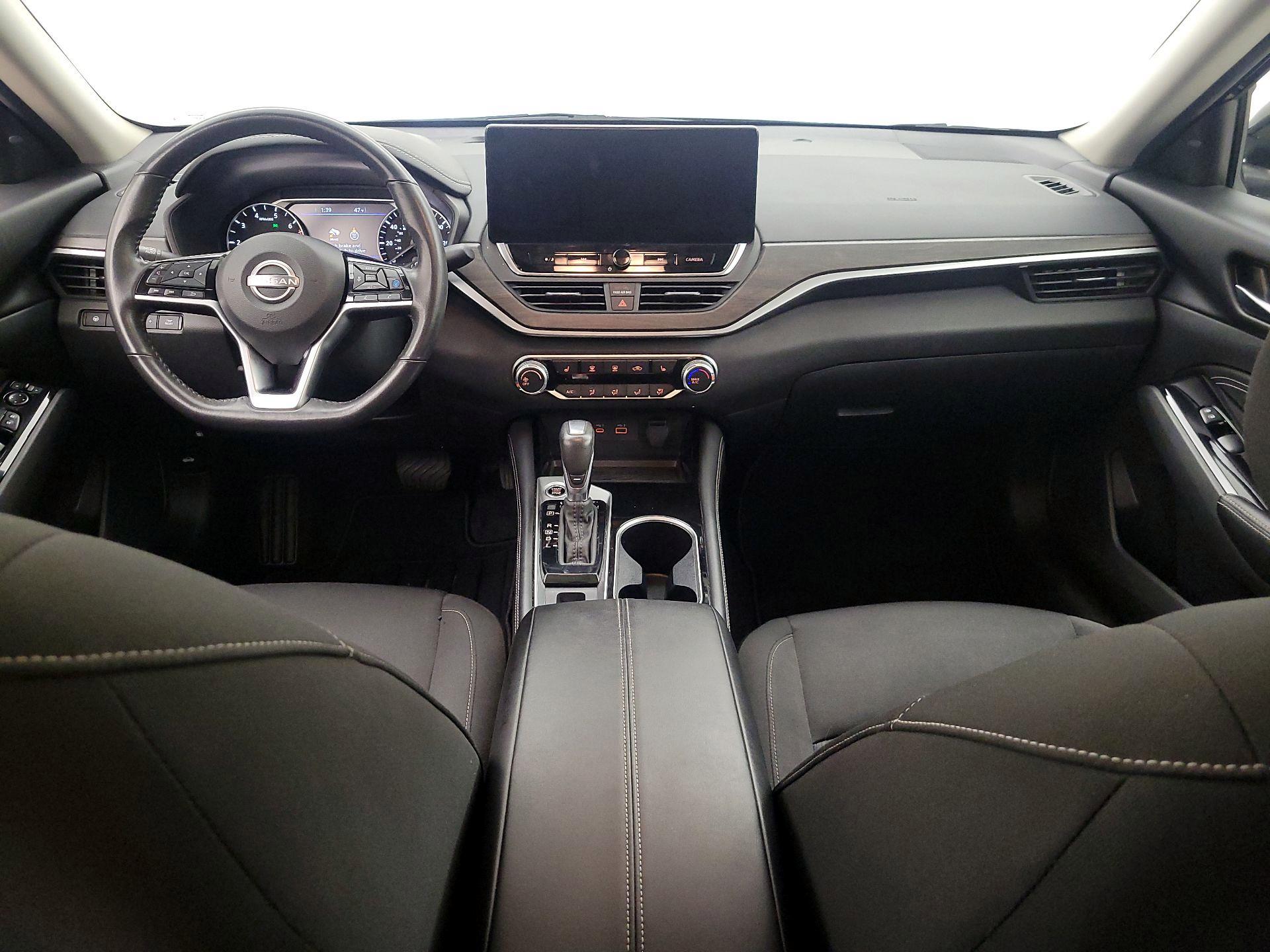 Thumbnail: 2023 Nissan Altima - 9