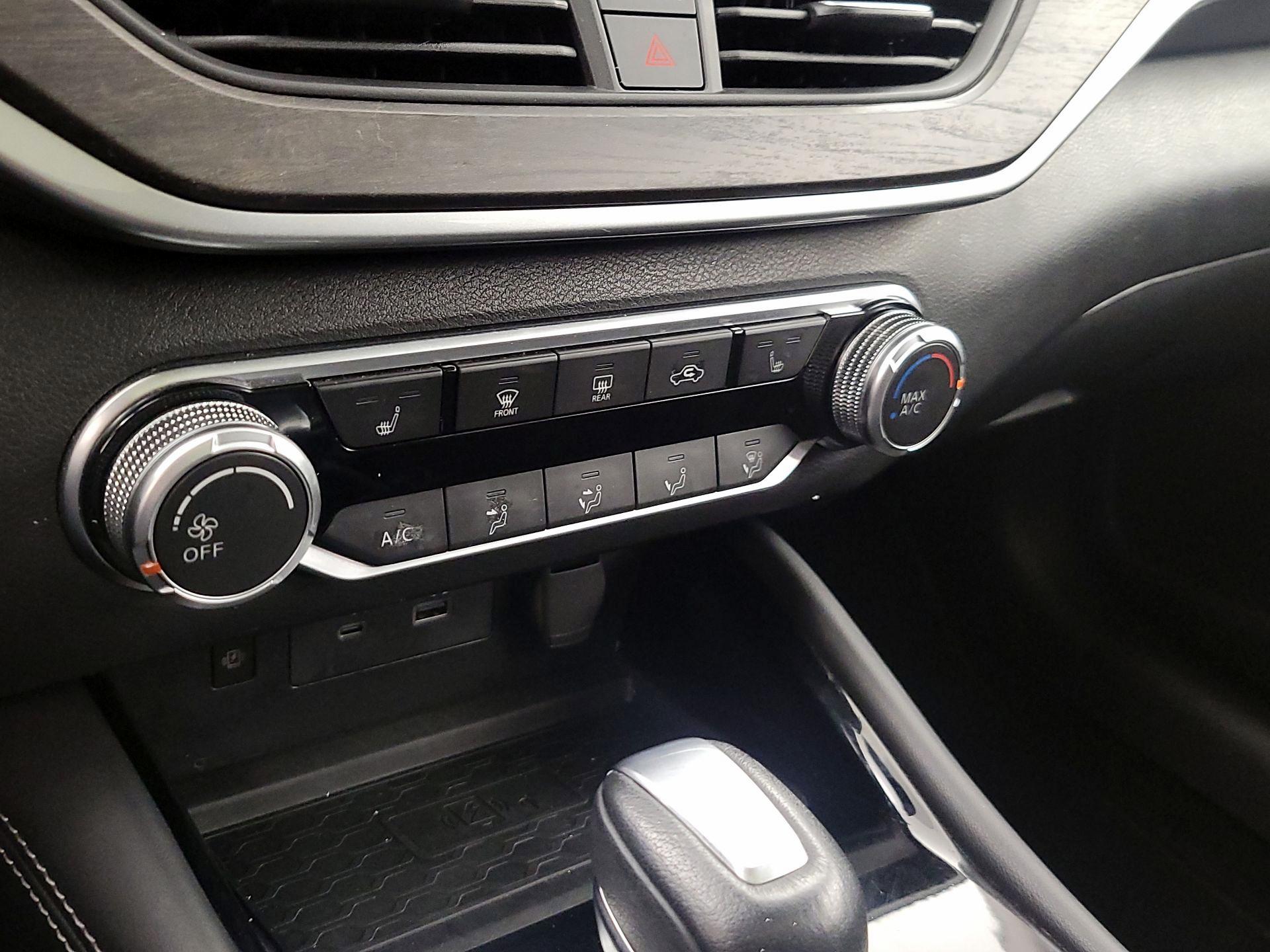 Thumbnail: 2023 Nissan Altima - 17