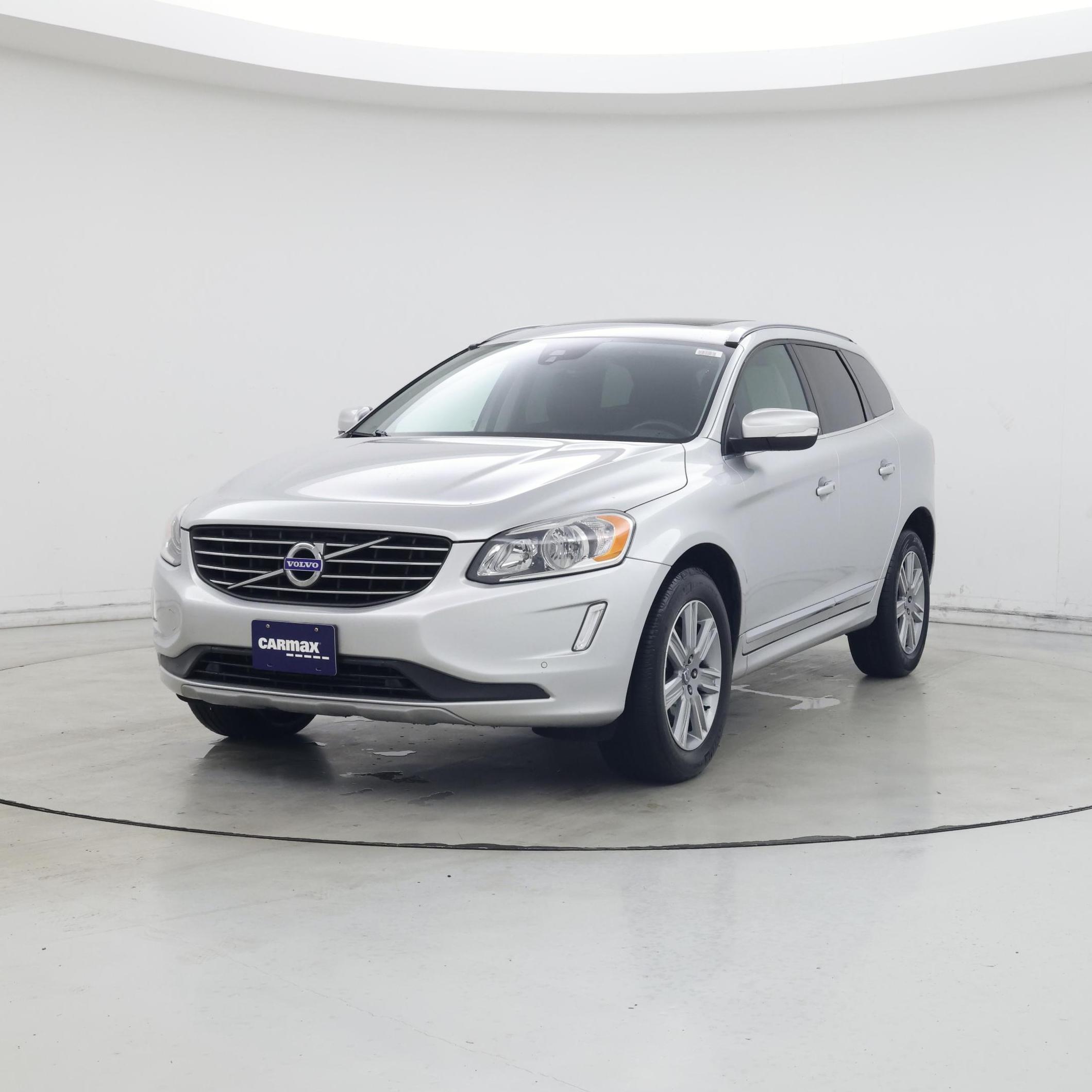 Thumbnail: 2017 Volvo XC60 - 4