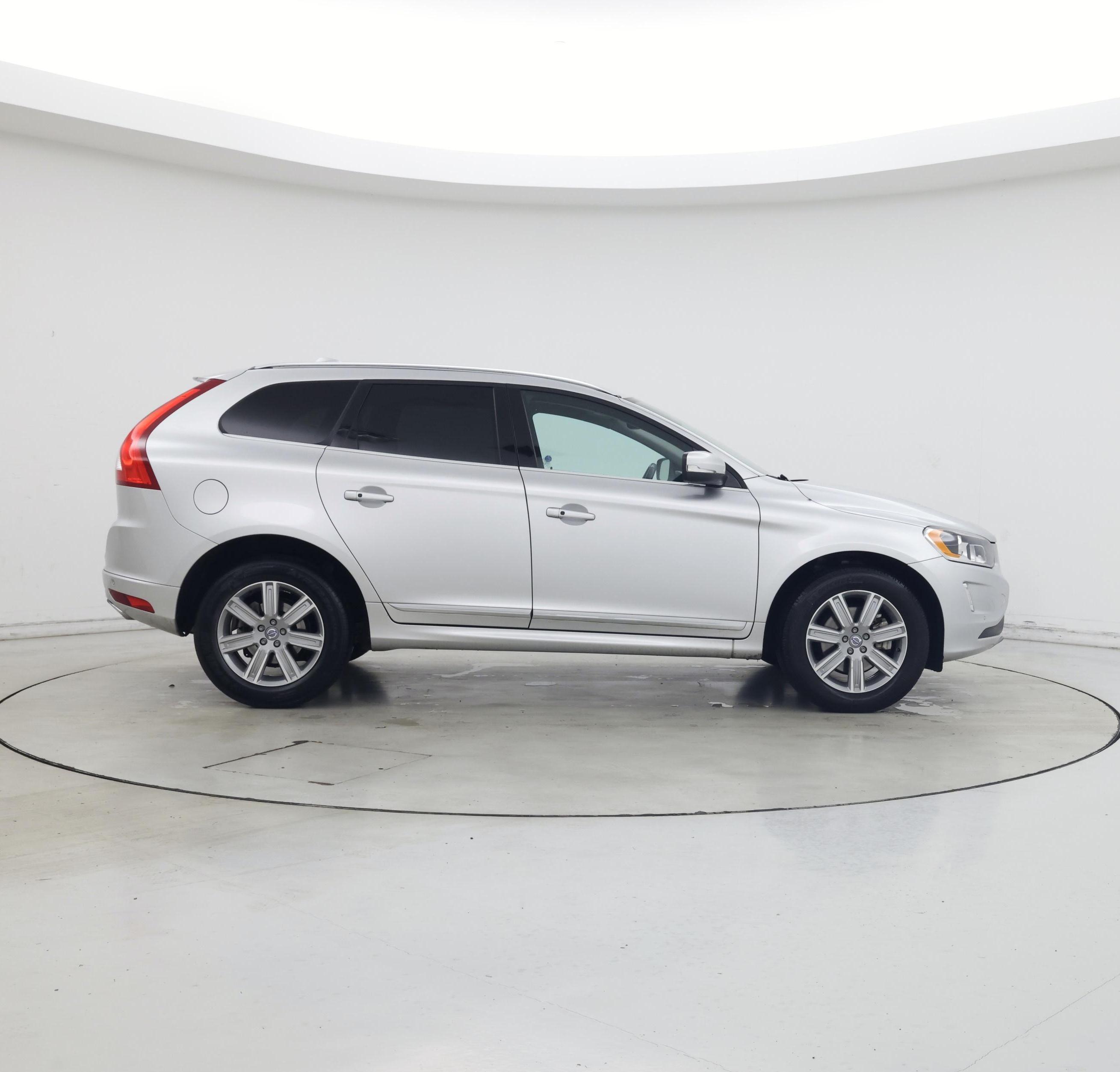 Thumbnail: 2017 Volvo XC60 - 7