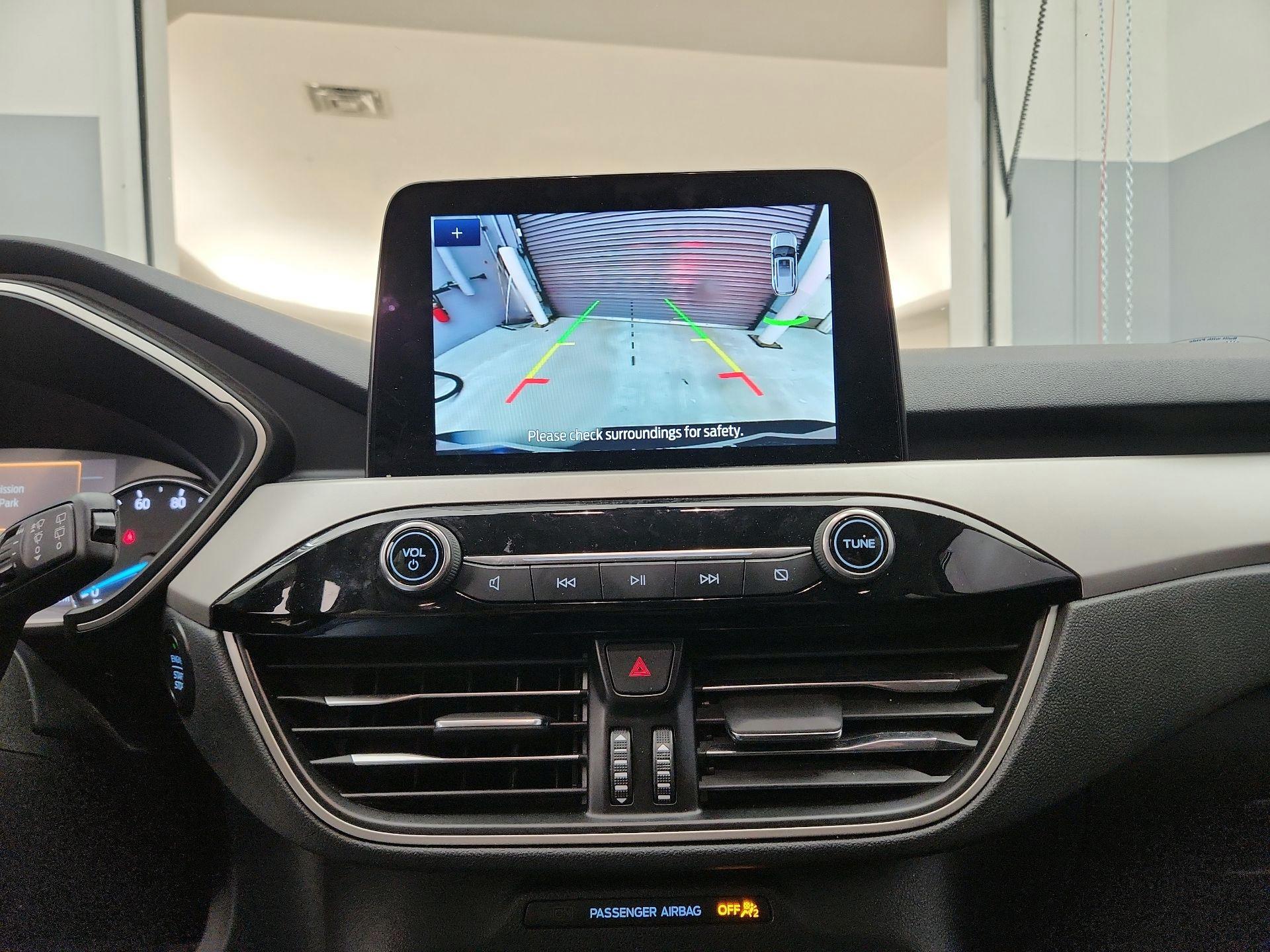 Thumbnail: 2022 Ford Escape - 14