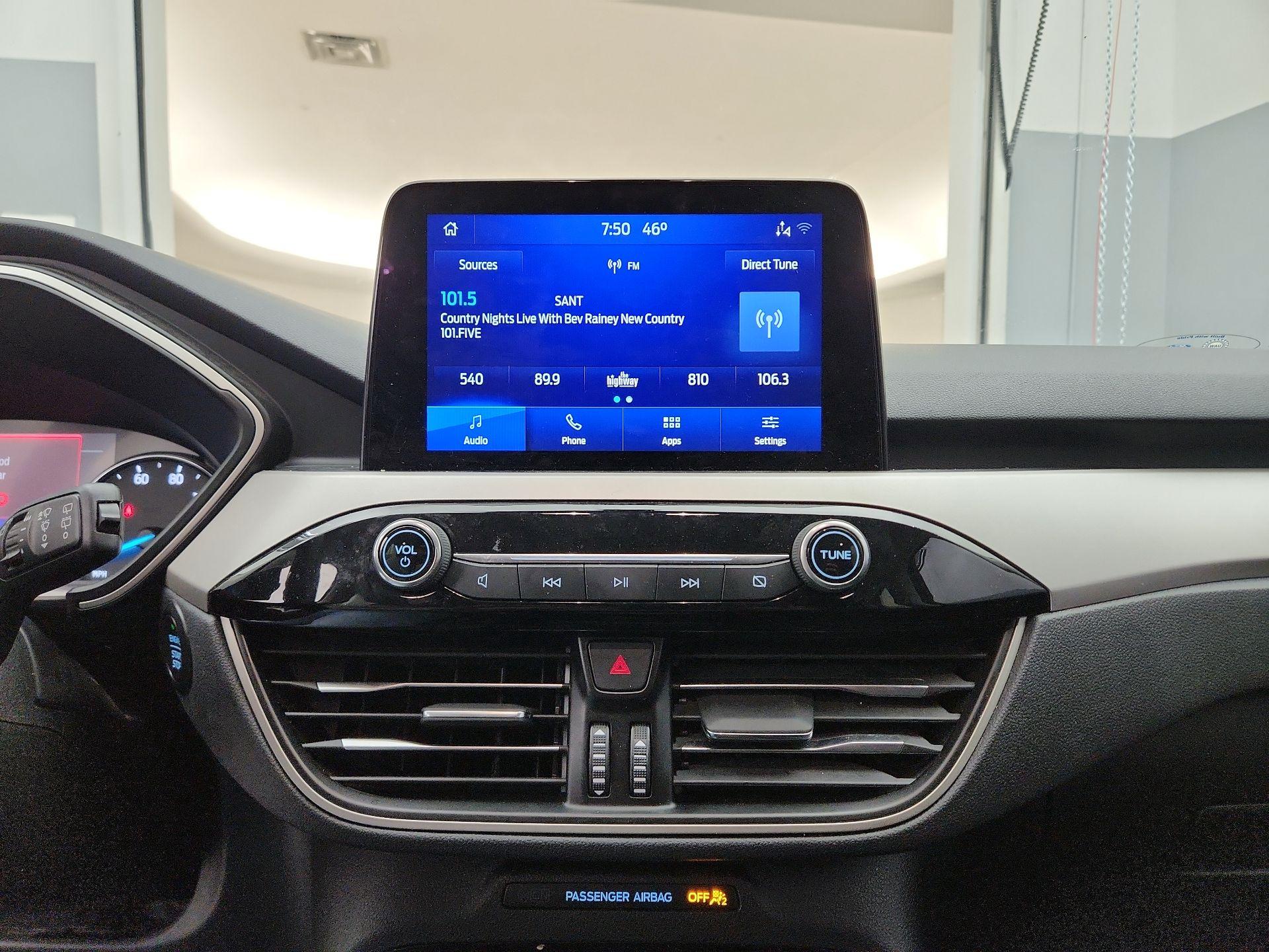 Thumbnail: 2022 Ford Escape - 15