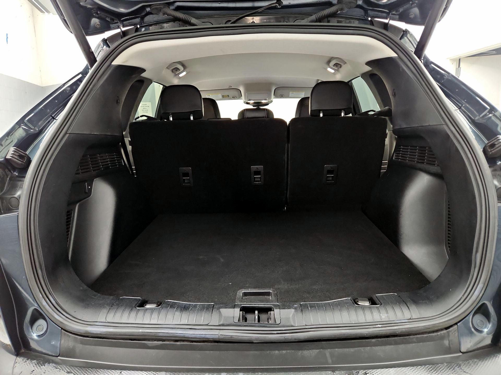 Thumbnail: 2022 Ford Escape - 20