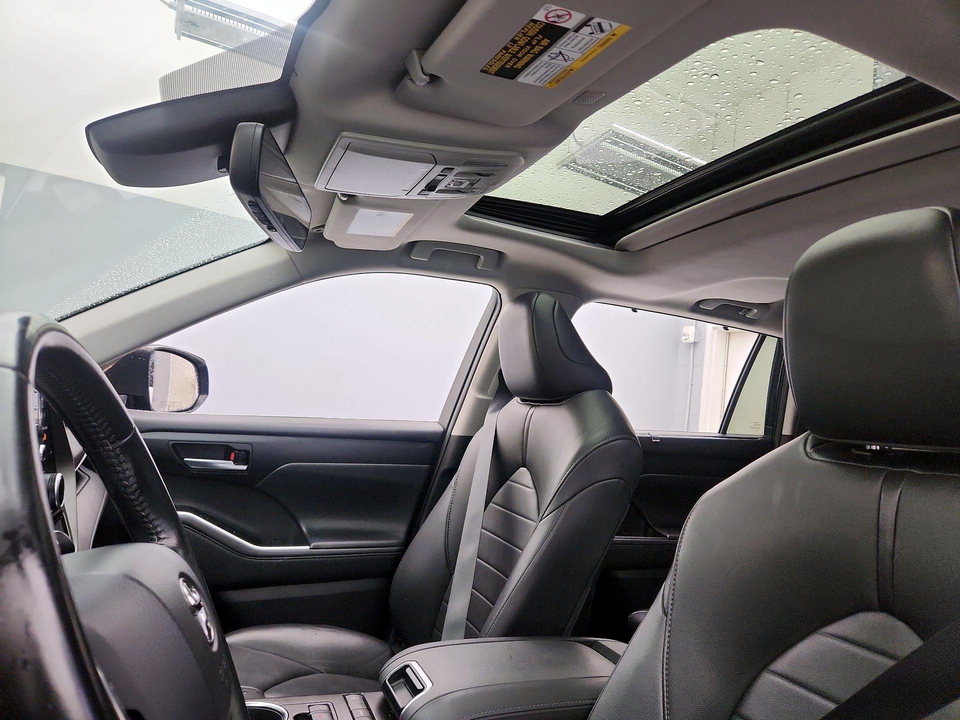 Thumbnail: 2021 Toyota Highlander - 19