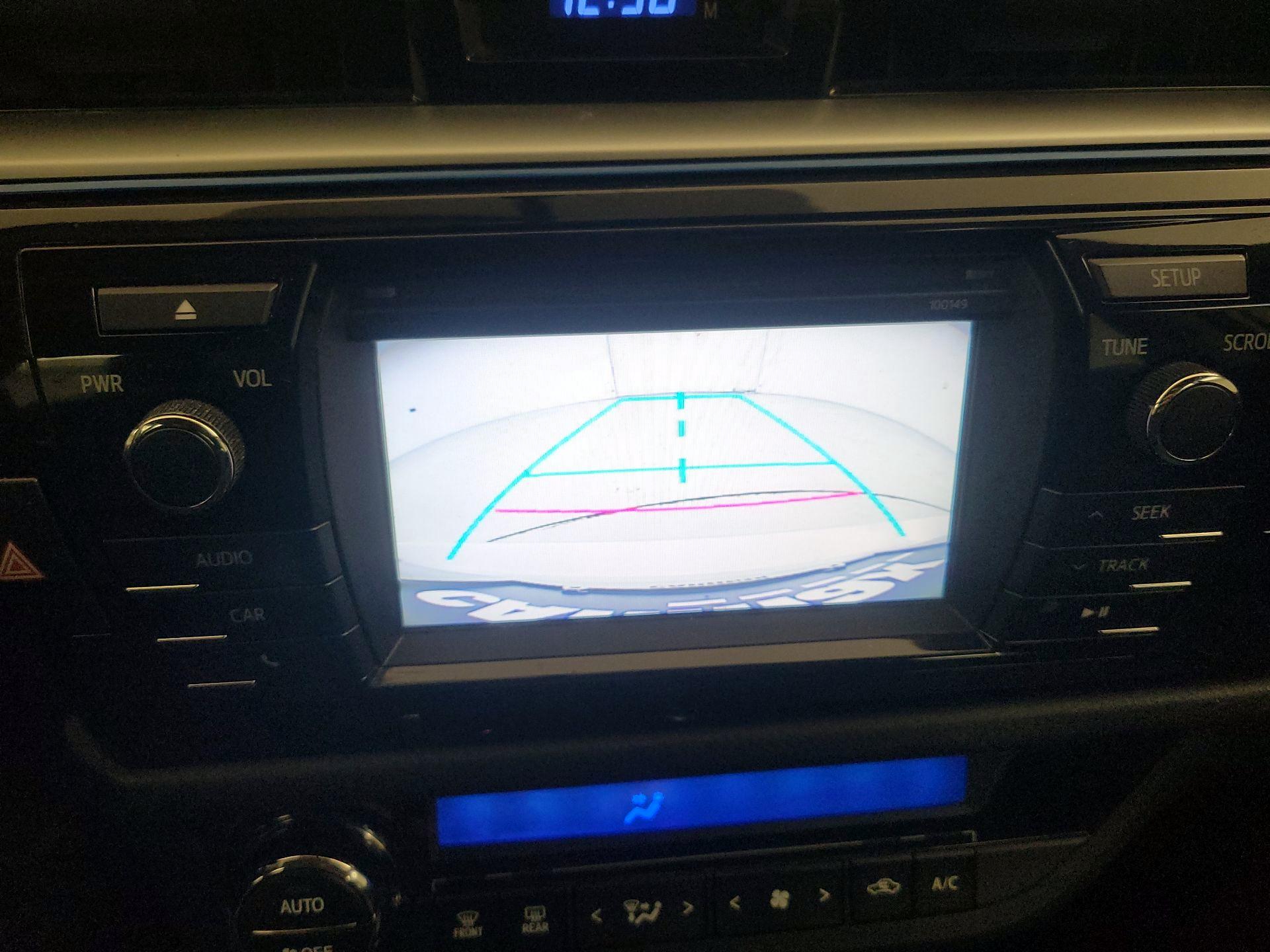 Thumbnail: 2014 Toyota Corolla - 14