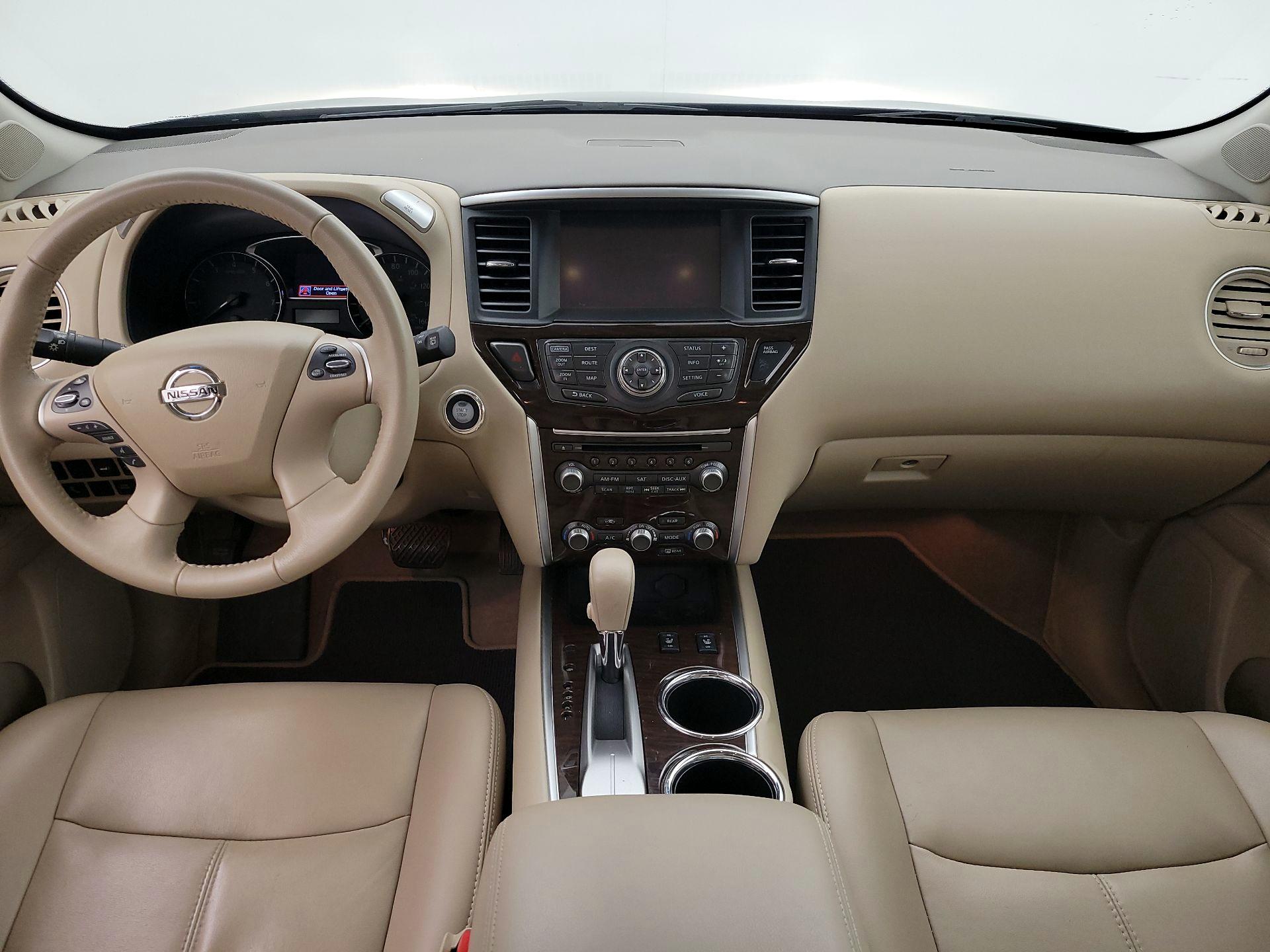 Thumbnail: 2015 Nissan Pathfinder - 9