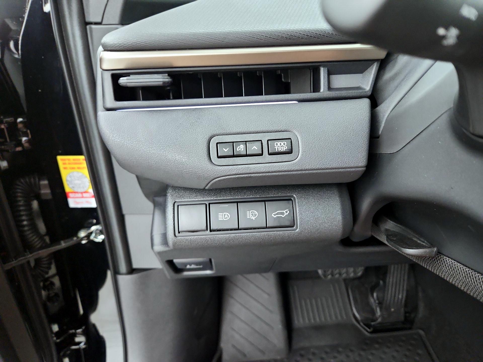 Thumbnail: 2026 Toyota bZ - 13