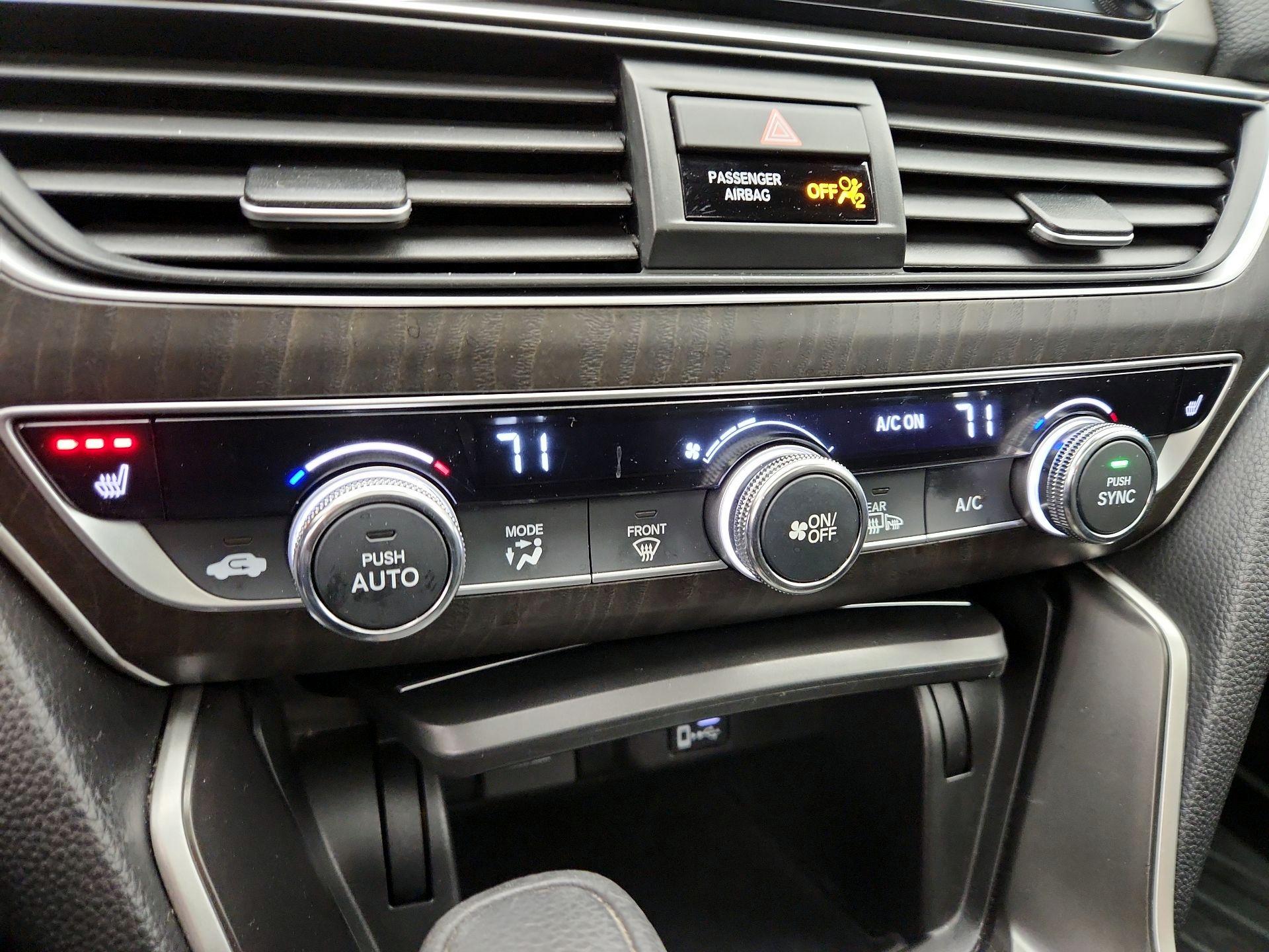 Thumbnail: 2018 Honda Accord - 16