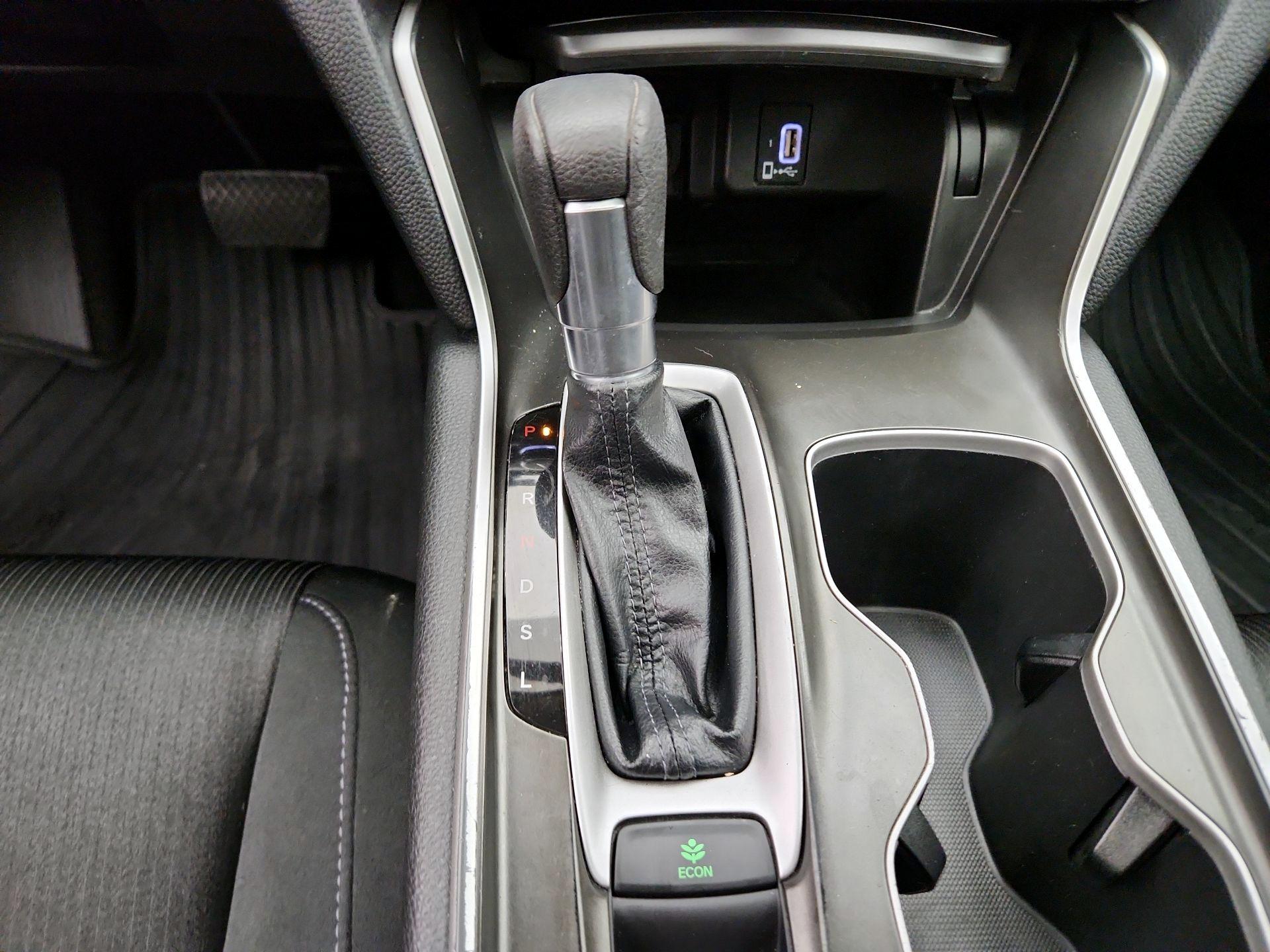 Thumbnail: 2018 Honda Accord - 17