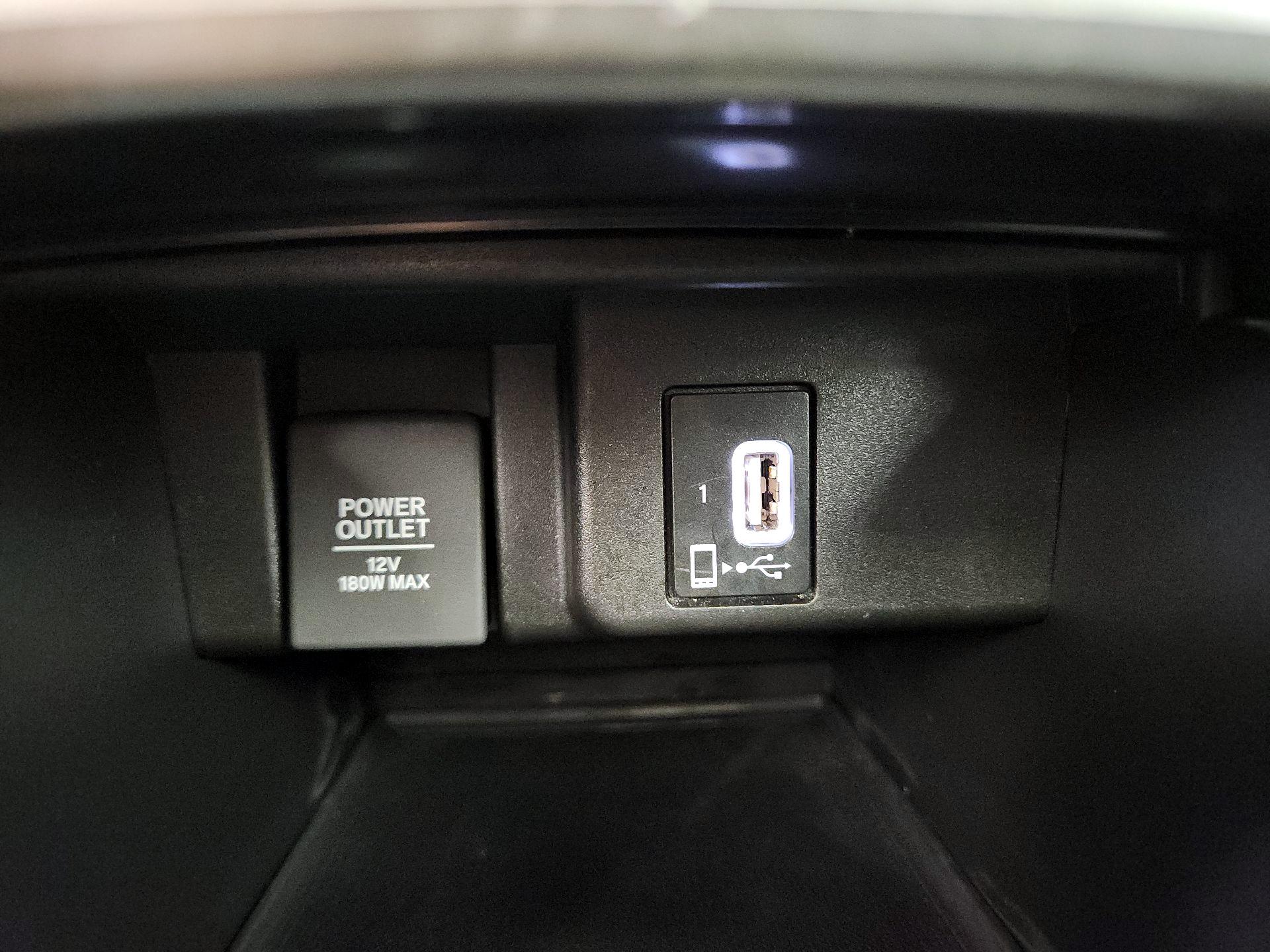 Thumbnail: 2018 Honda Accord - 18