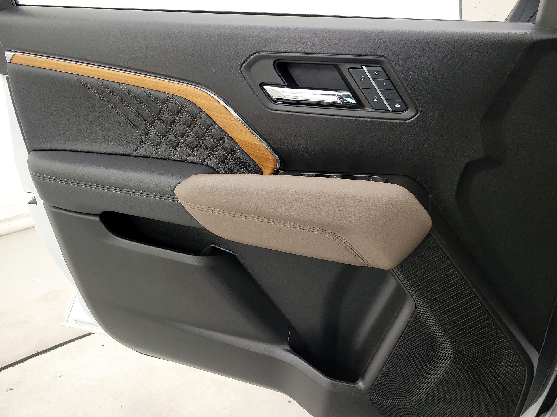 Thumbnail: 2024 GMC Canyon - 12