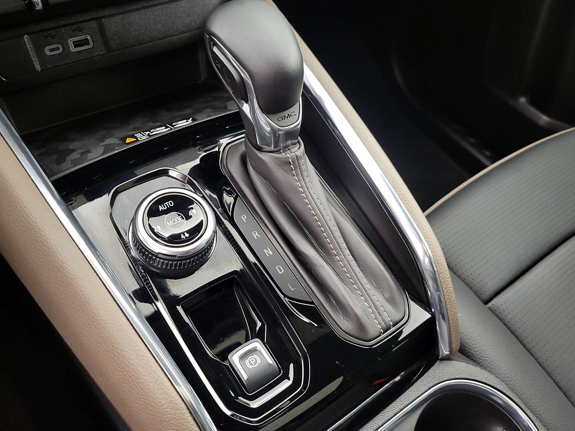 Thumbnail: 2024 GMC Canyon - 18