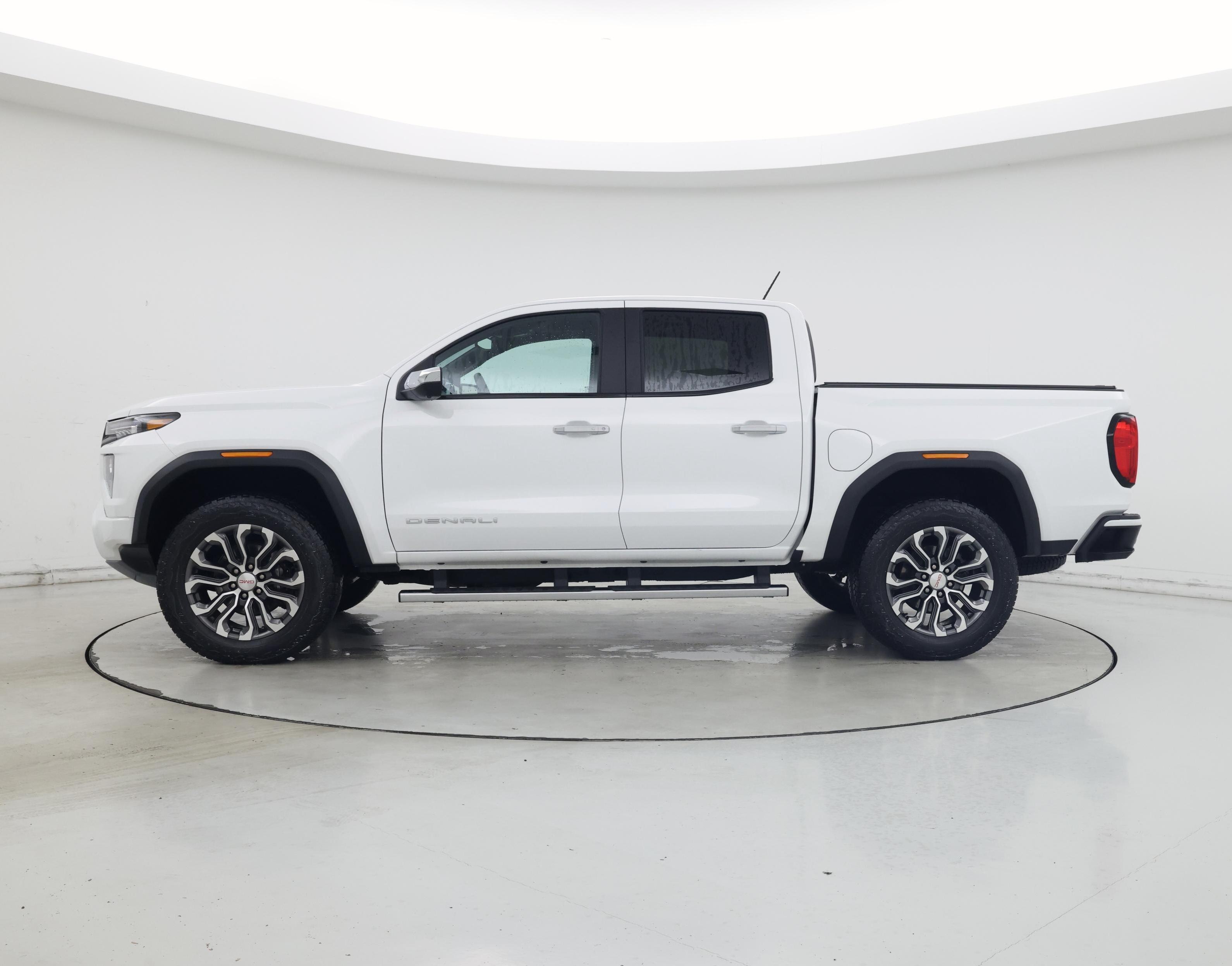 Thumbnail: 2024 GMC Canyon - 3