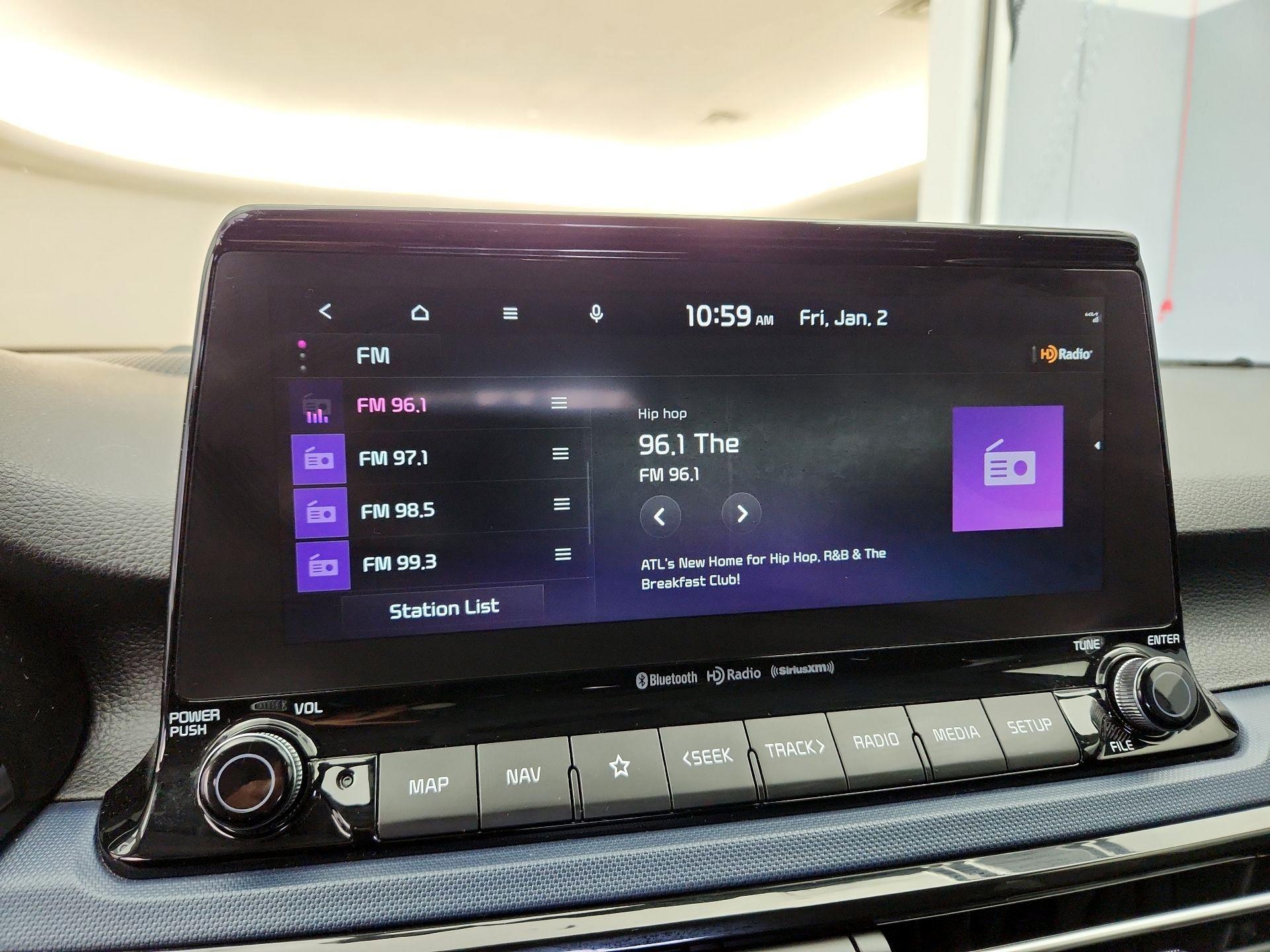 Thumbnail: 2023 Kia Seltos - 16