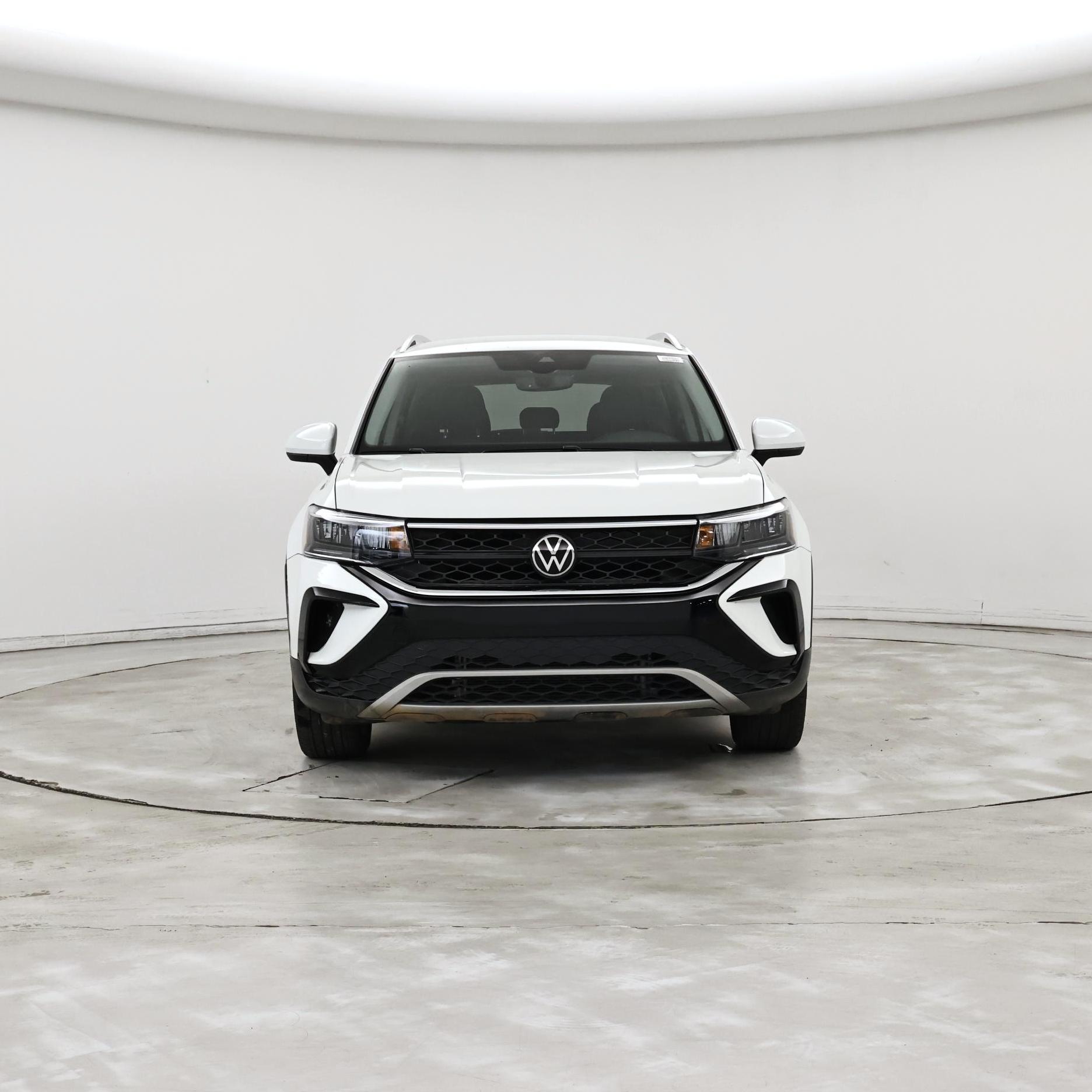 Thumbnail: 2023 Volkswagen Taos - 5