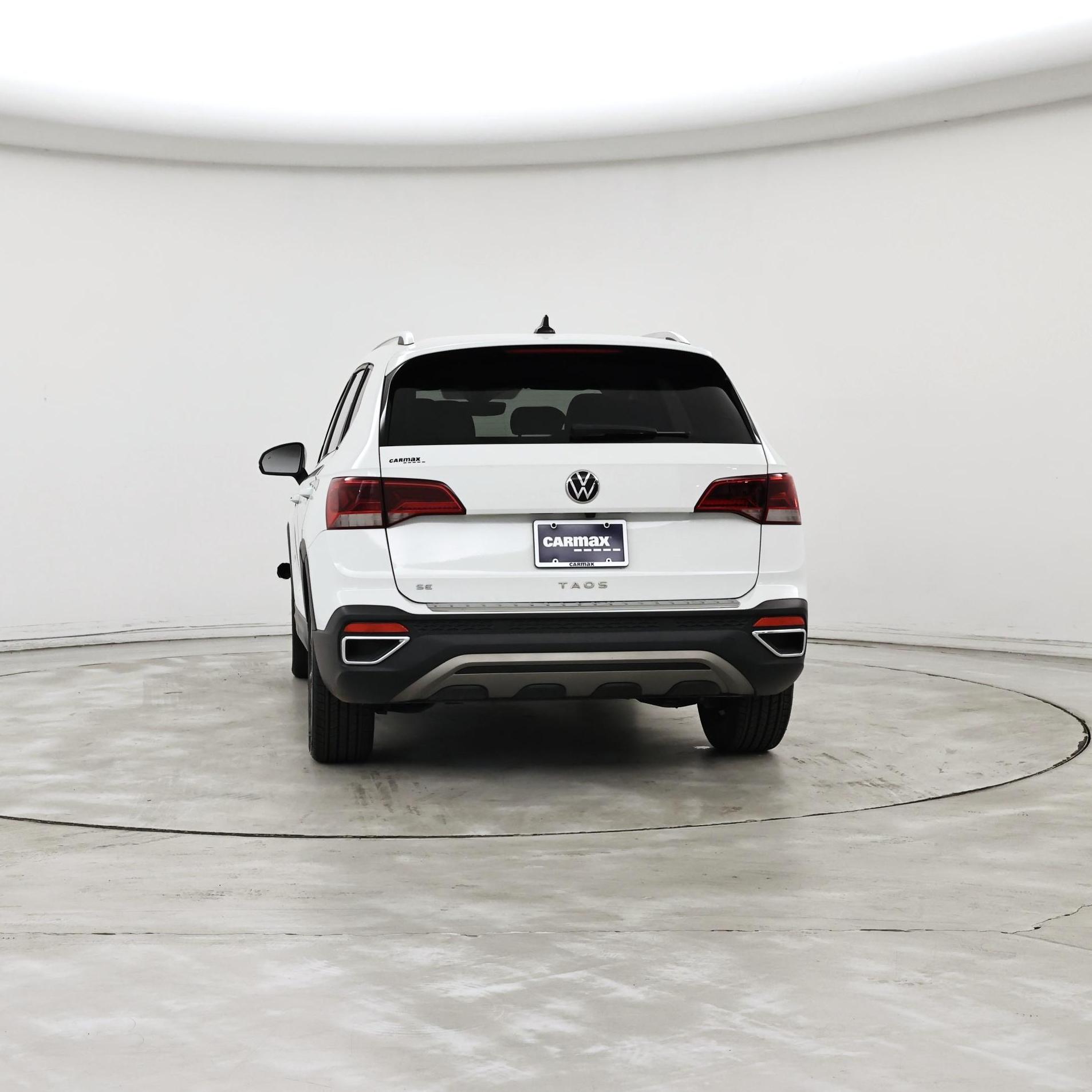 Thumbnail: 2023 Volkswagen Taos - 6